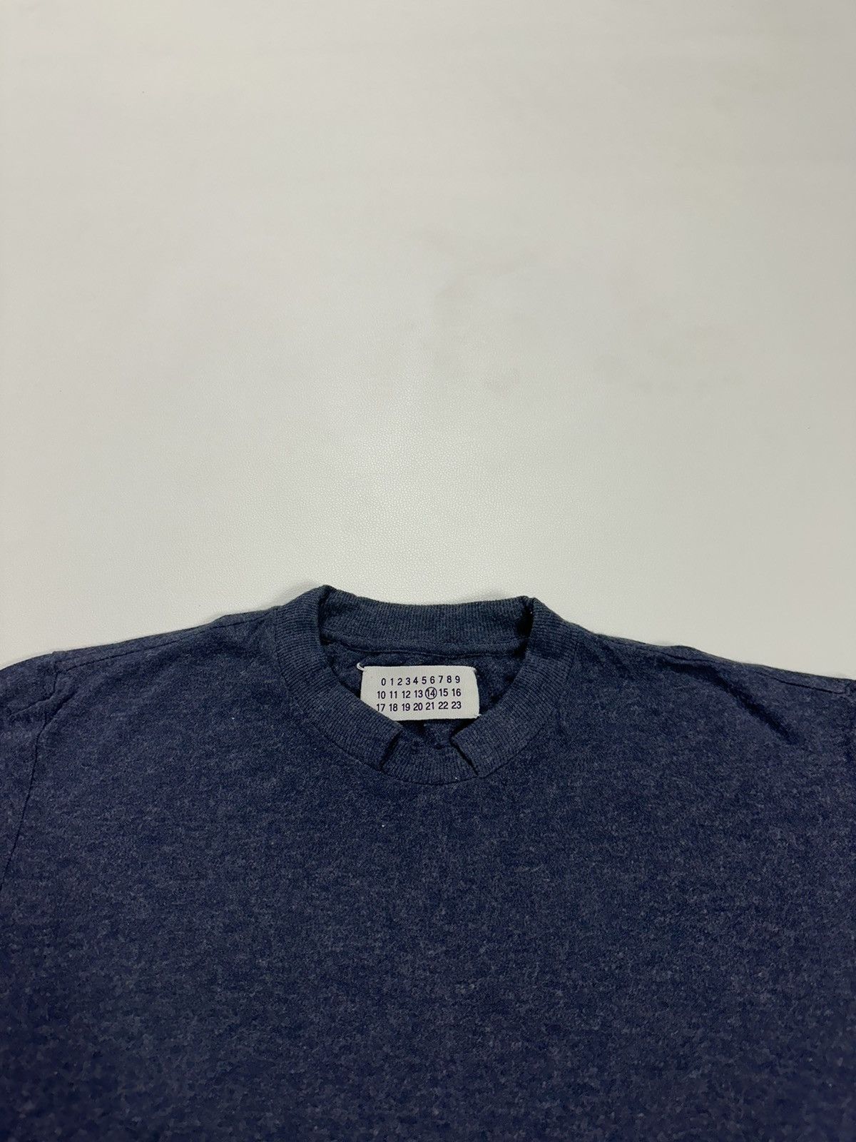 Maison Margiela Maison Martin Margiela Nice Design Split Neck Tshirt Size XL / US 12-14 / IT 48-50 - 6 Thumbnail