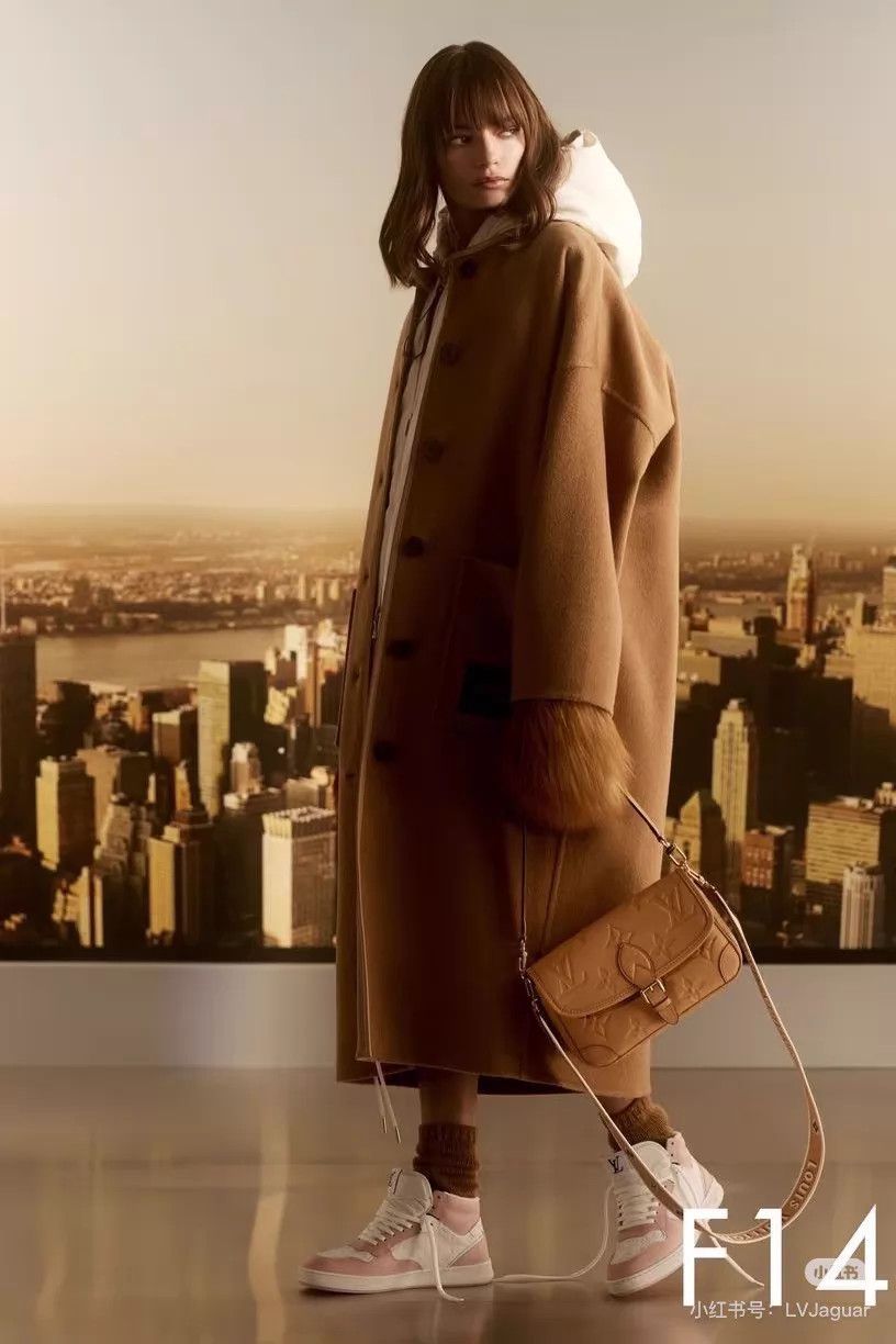 Louis Vuitton LV 25 New Camel Hair Leather Trim Overcoat 40 Size S / US 4 / IT 40 - 8 Thumbnail