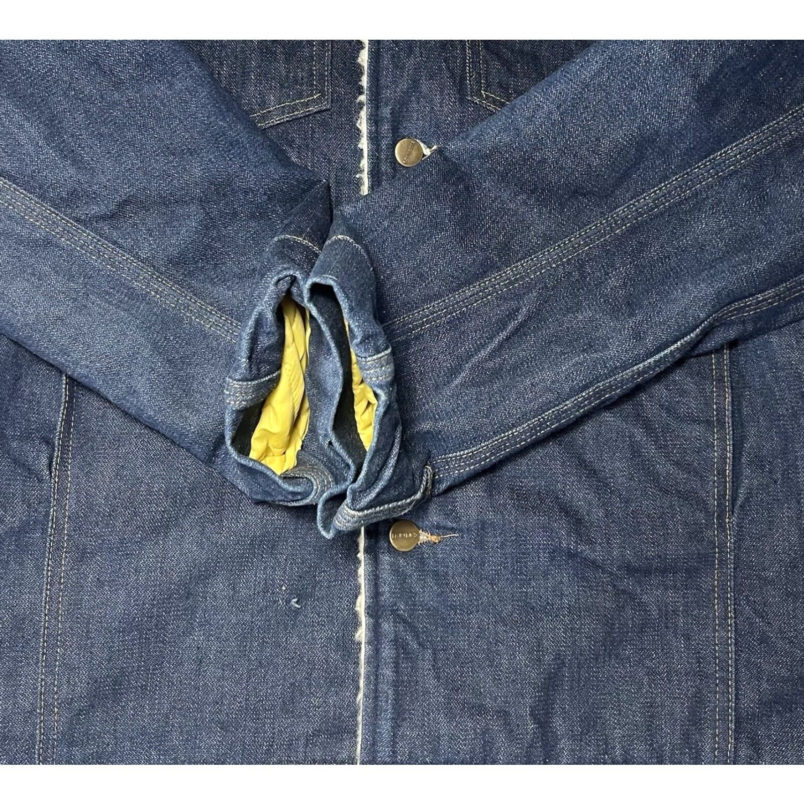 Carhartt VINTAGE Carhartt Jacket USA Barn Chore Field Ranch Denim Sherpa Lined Button Front 1970s Mens 40 Blue 1970s Carhartt Men Jacket Size US 40 / EU 56 - 6 Thumbnail
