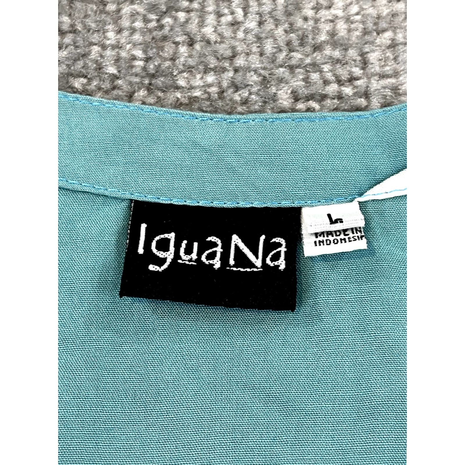 Vintage IGUANA Shirt Womens L Tunic Top Blue Abstract Wearable Art Oversized 3/4 SLV Tunic Geometric Casual Sleeve Womens L Blue Art 3/4 Sleeve Vintage? Size L / US 10 / IT 46 - 3 Thumbnail
