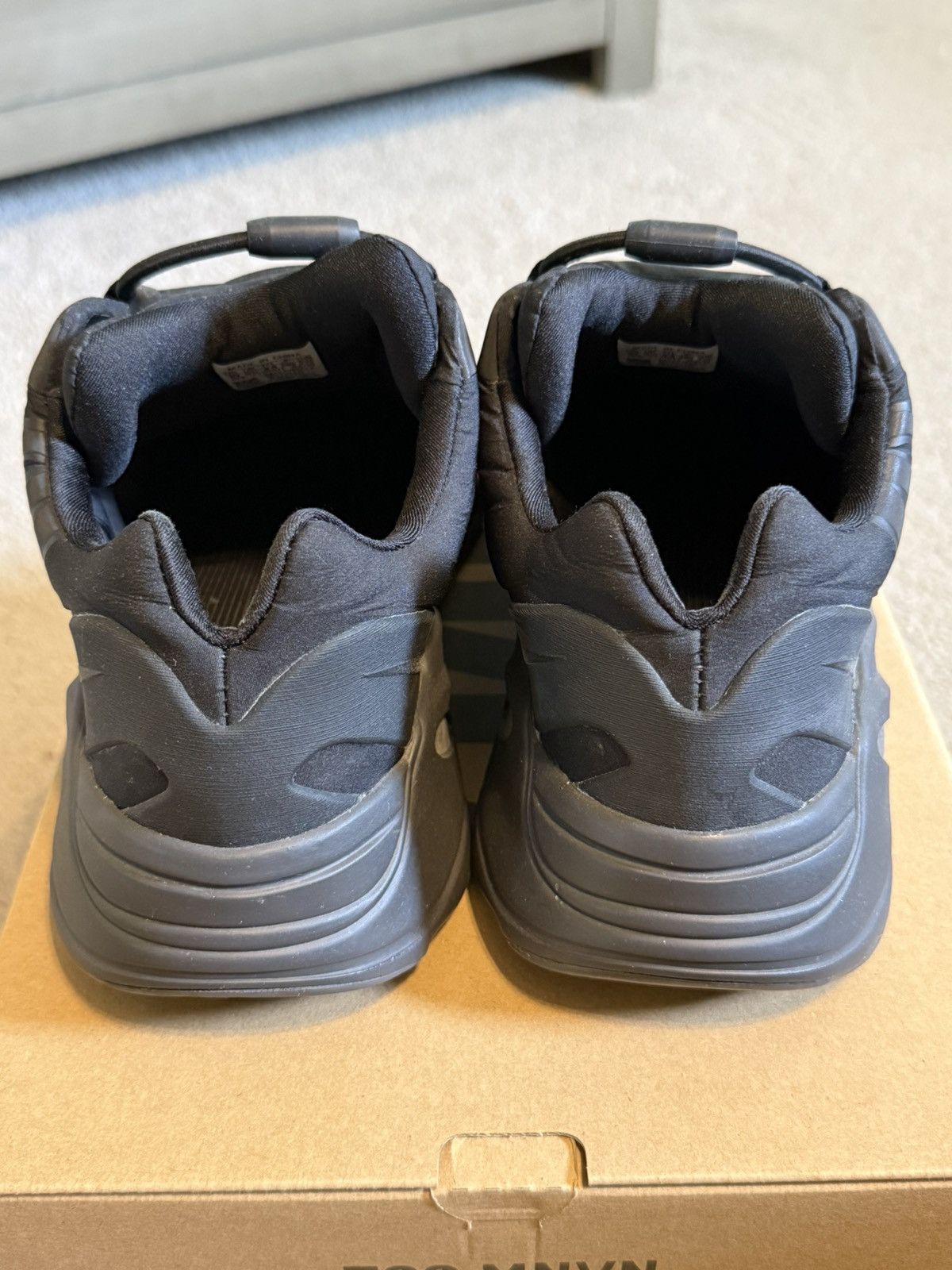 Adidas × Kanye West 700 MNVN - Triple Black Size US 10 / EU 43 - 4 Thumbnail