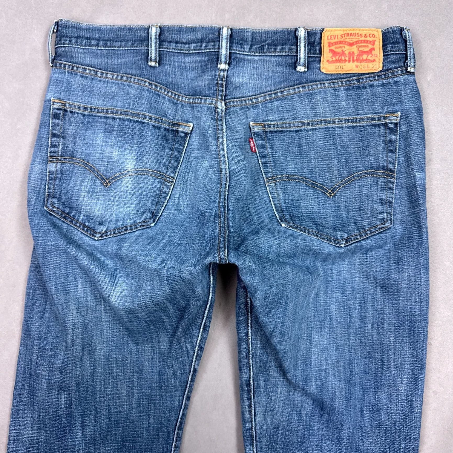 Levi's VINTAGE Levis 501 Jeans Men Blue Button Fly Denim Pants Thrashed Faded Washed Out 501 Series Regular 38x30 Mens Jeans Size US 38 / EU 54 - 5 Thumbnail