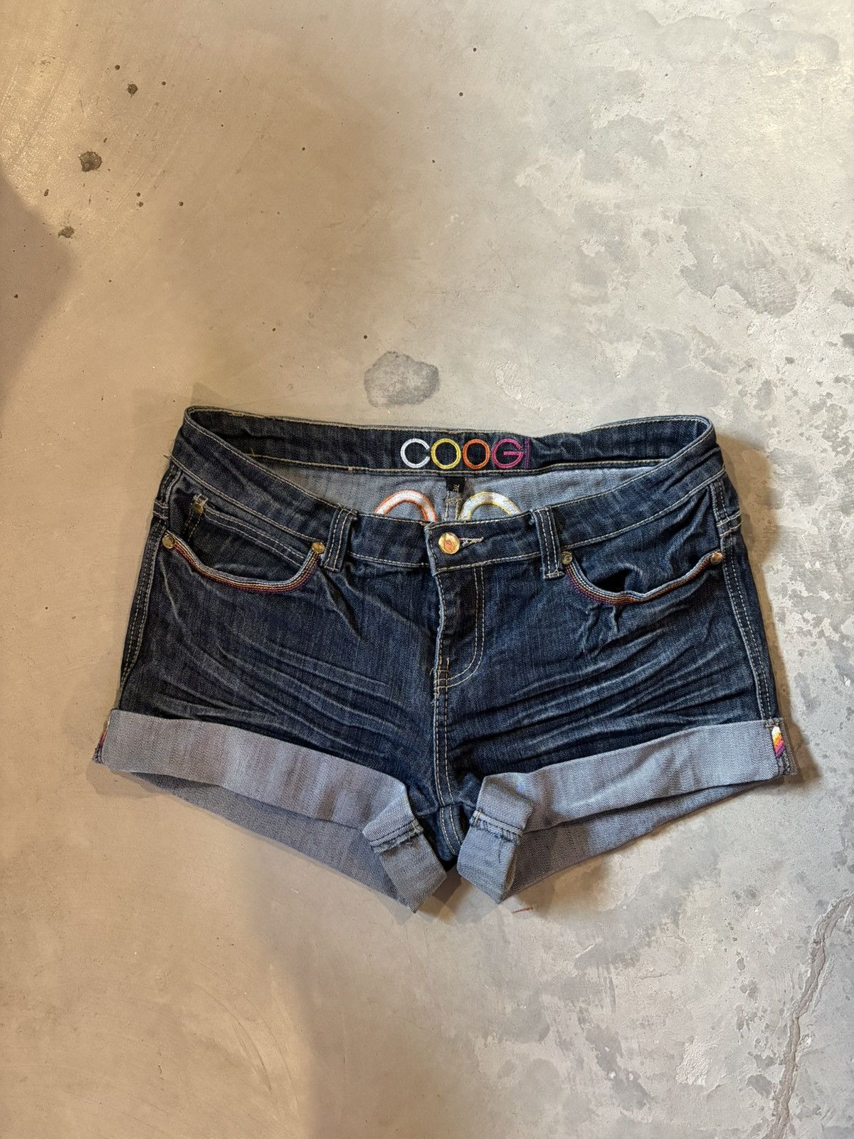 Coogi COOGI multi colour embroidered lettering shorts Size 29" - 2 Thumbnail