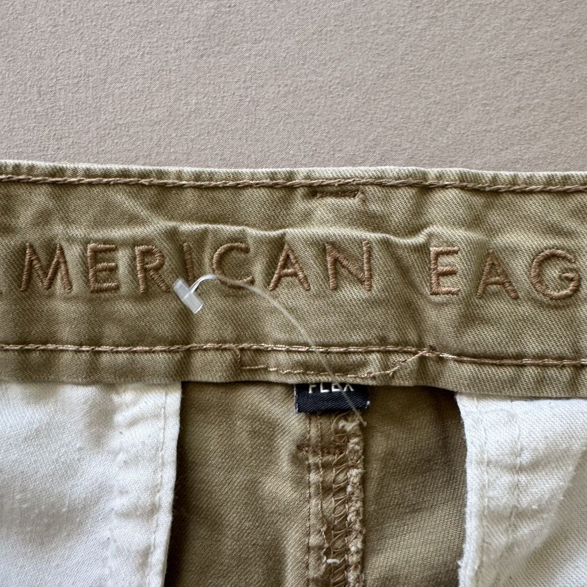 American Eagle Outfitters American Eagle Classic Flex Lived-In Khaki Shorts Size US 31 - 4 Thumbnail