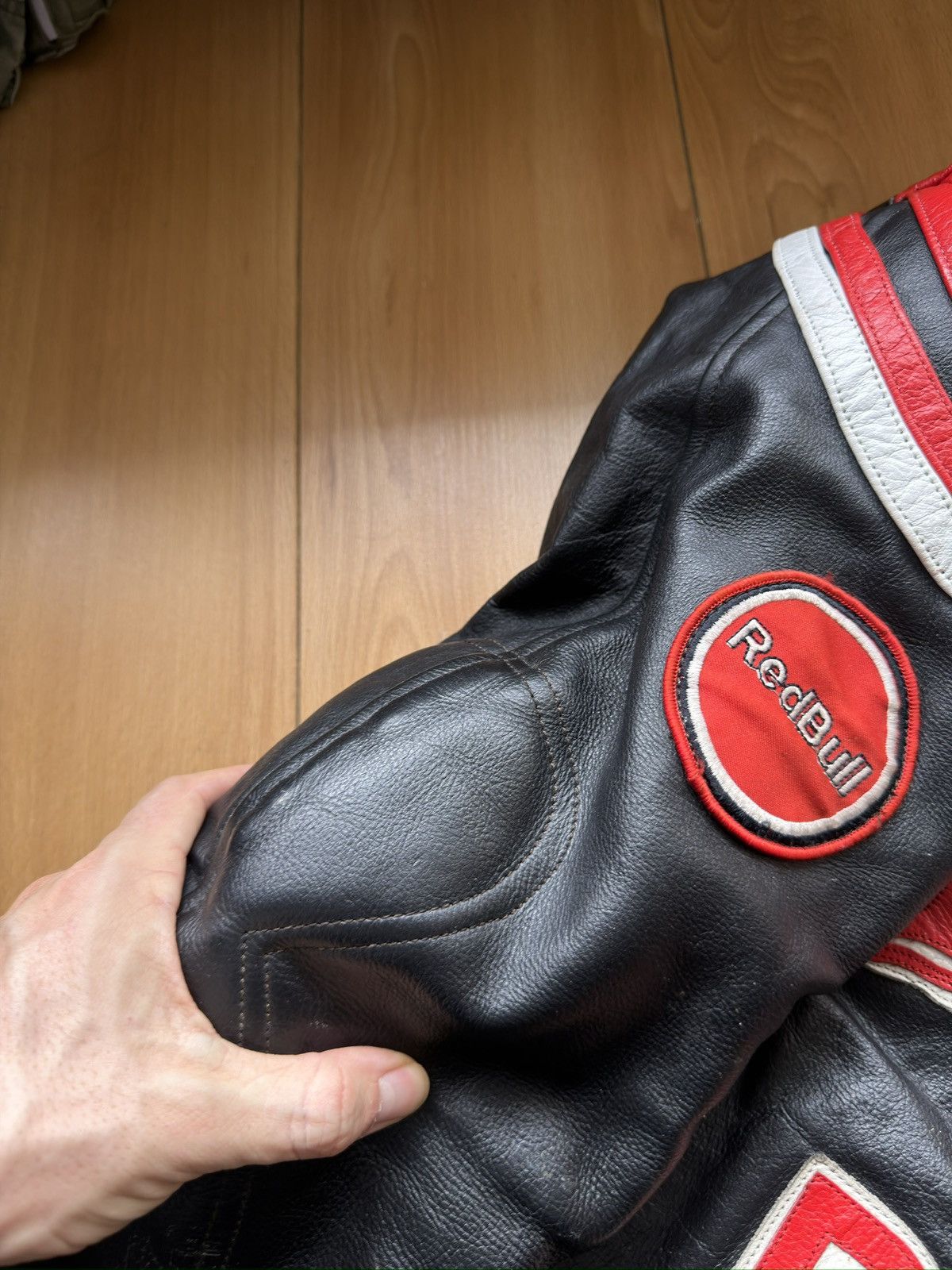 Red Bull Real leather red bull racing biker jacket Size US L / EU 52-54 / 3 - 16 Thumbnail