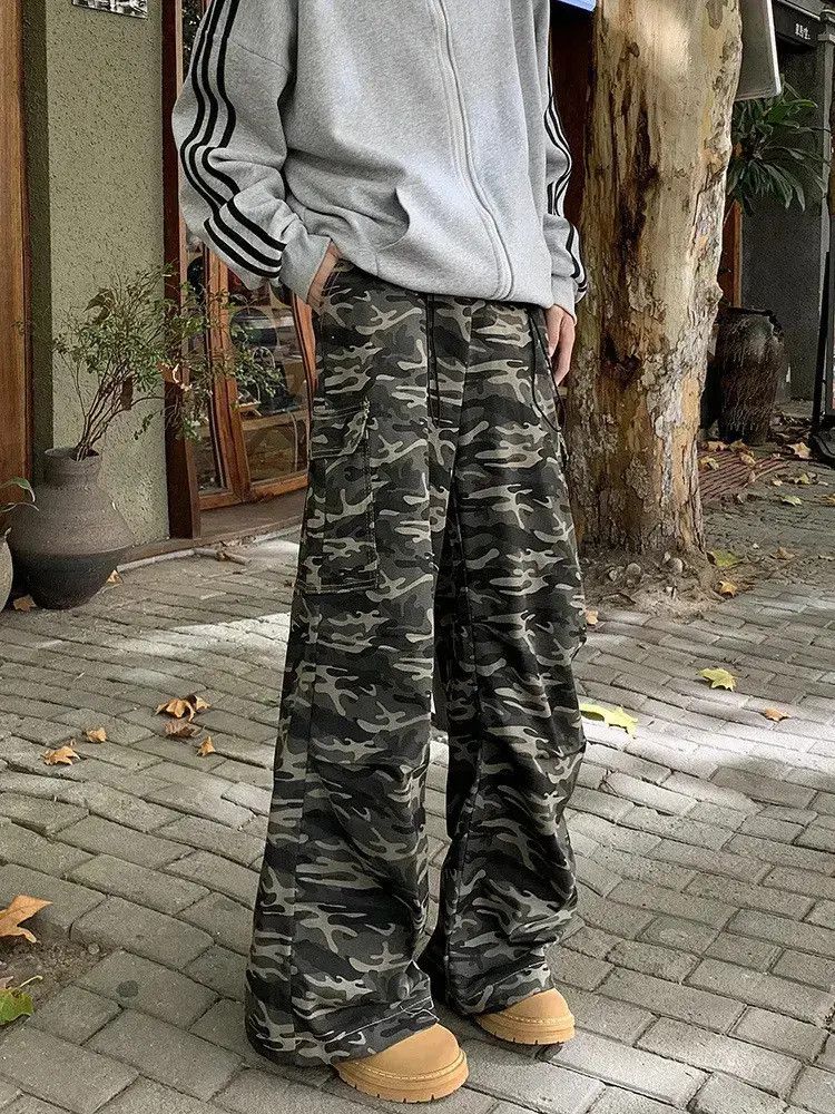 Japanese Brand Retro loose wide leg camouflage micro flared jeans Size US 32 / EU 48 - 1 Thumbnail