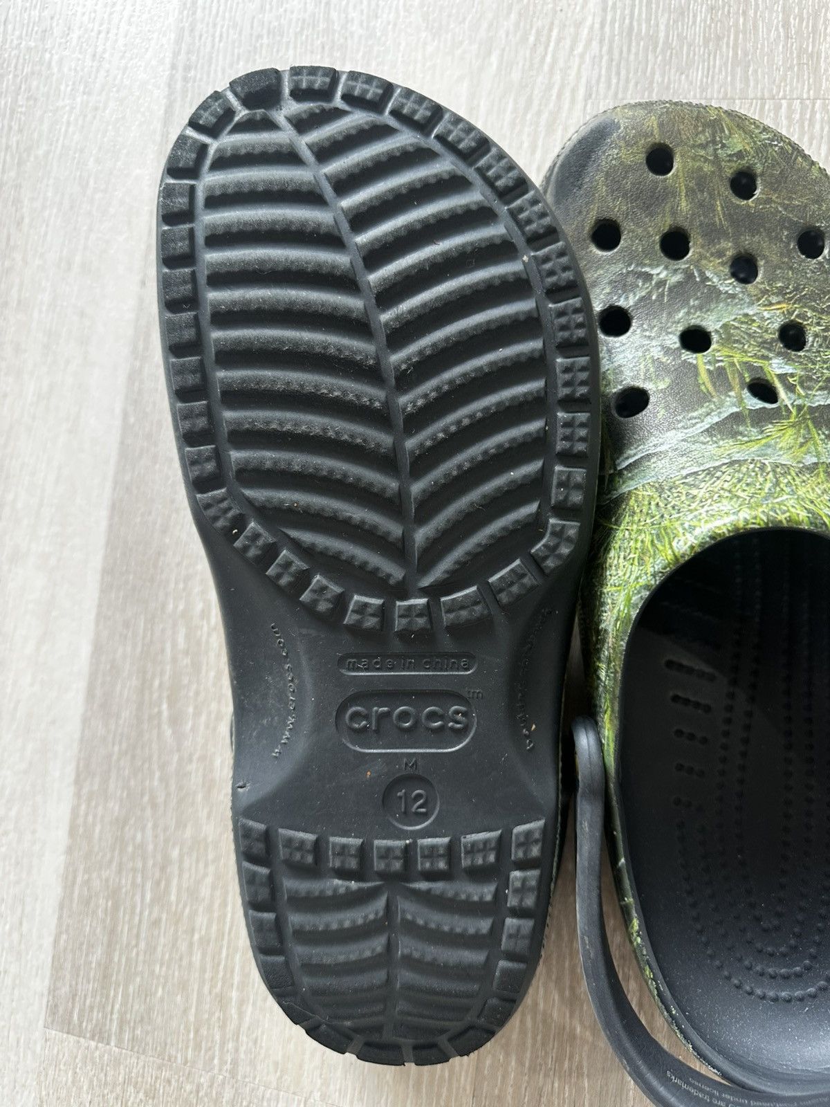Crocs Crocs x Posty Co (Post Malone) in Green camo/ Real tree Size US 12 / EU 45 - 5 Thumbnail