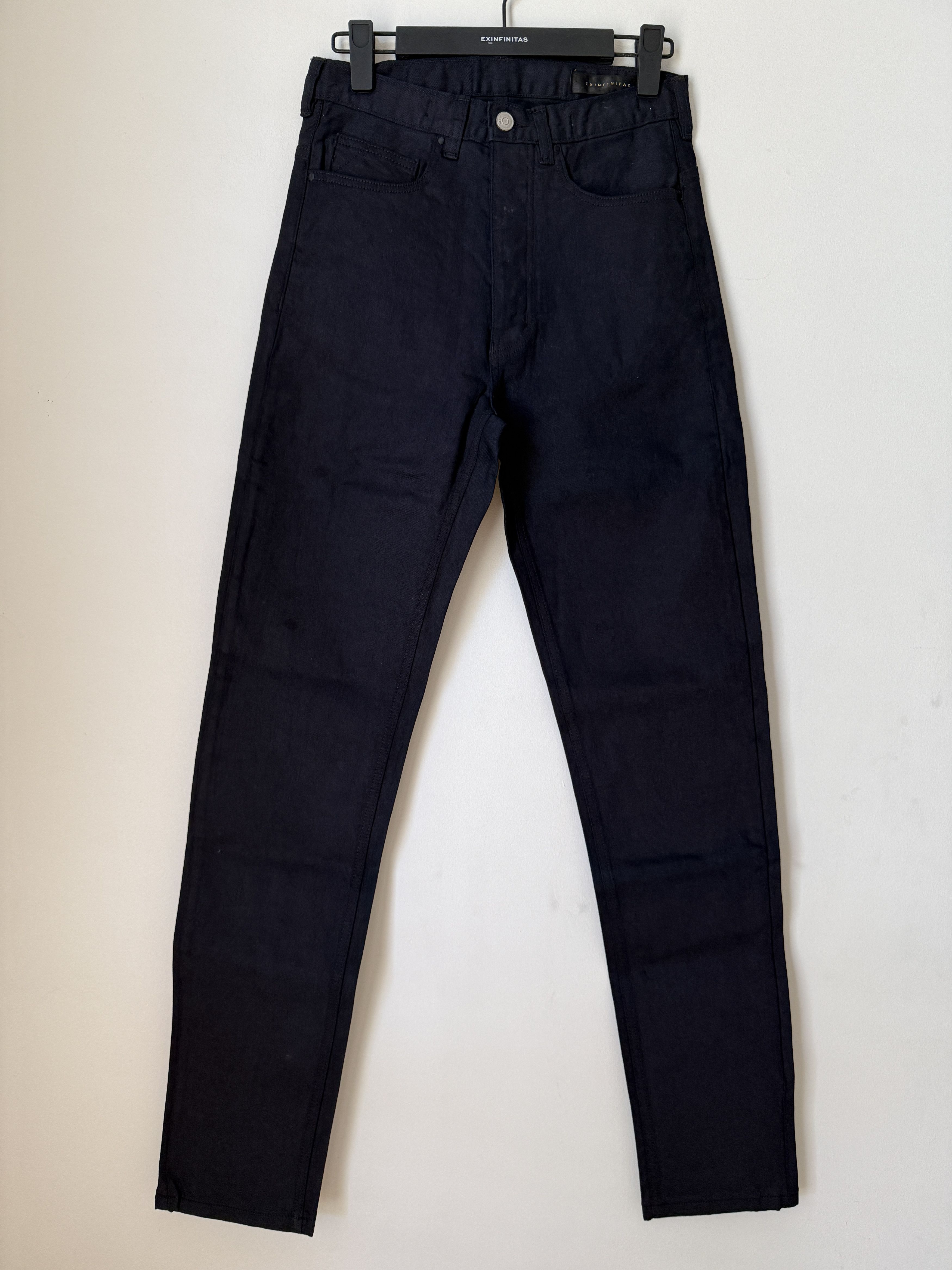 EX INFINITAS EX INFINITAS RELAXED TAPERED COATED NAVY JEANS. SZ 26 Size US 26 / EU 42 - 3 Thumbnail