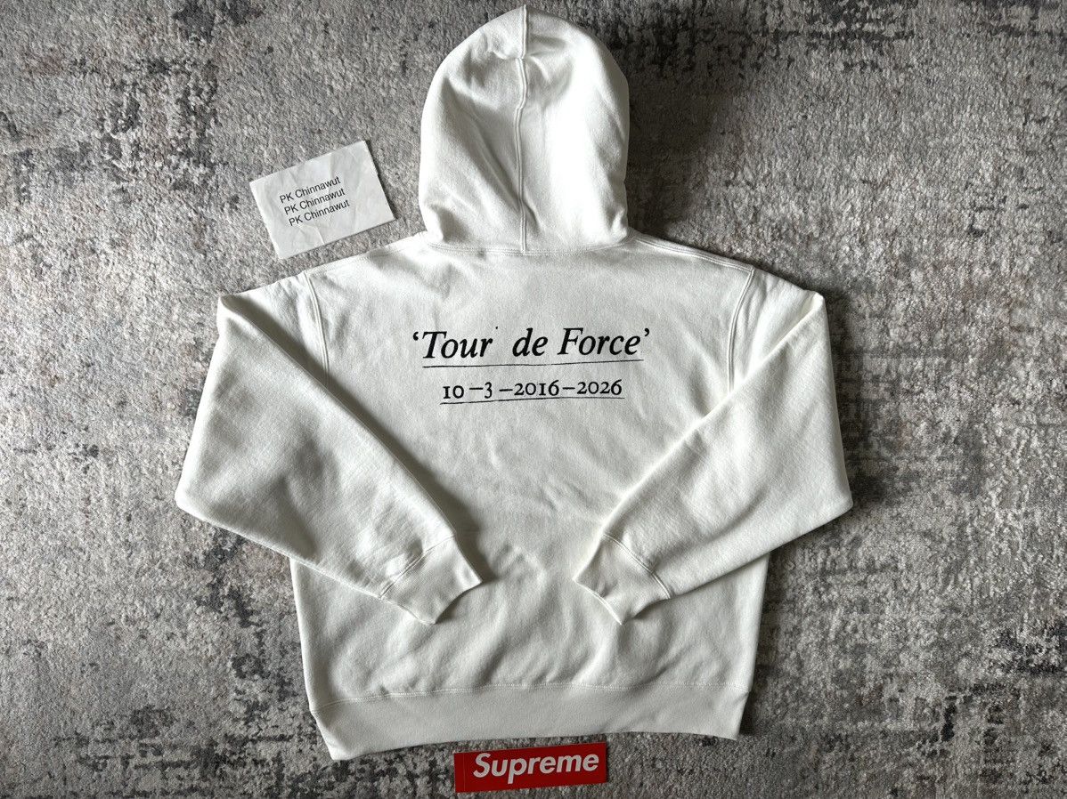 Supreme Paris Anniversary Box Logo Hoodie SS26/W11 Size US M / EU 48-50 / 2 - 3 Thumbnail