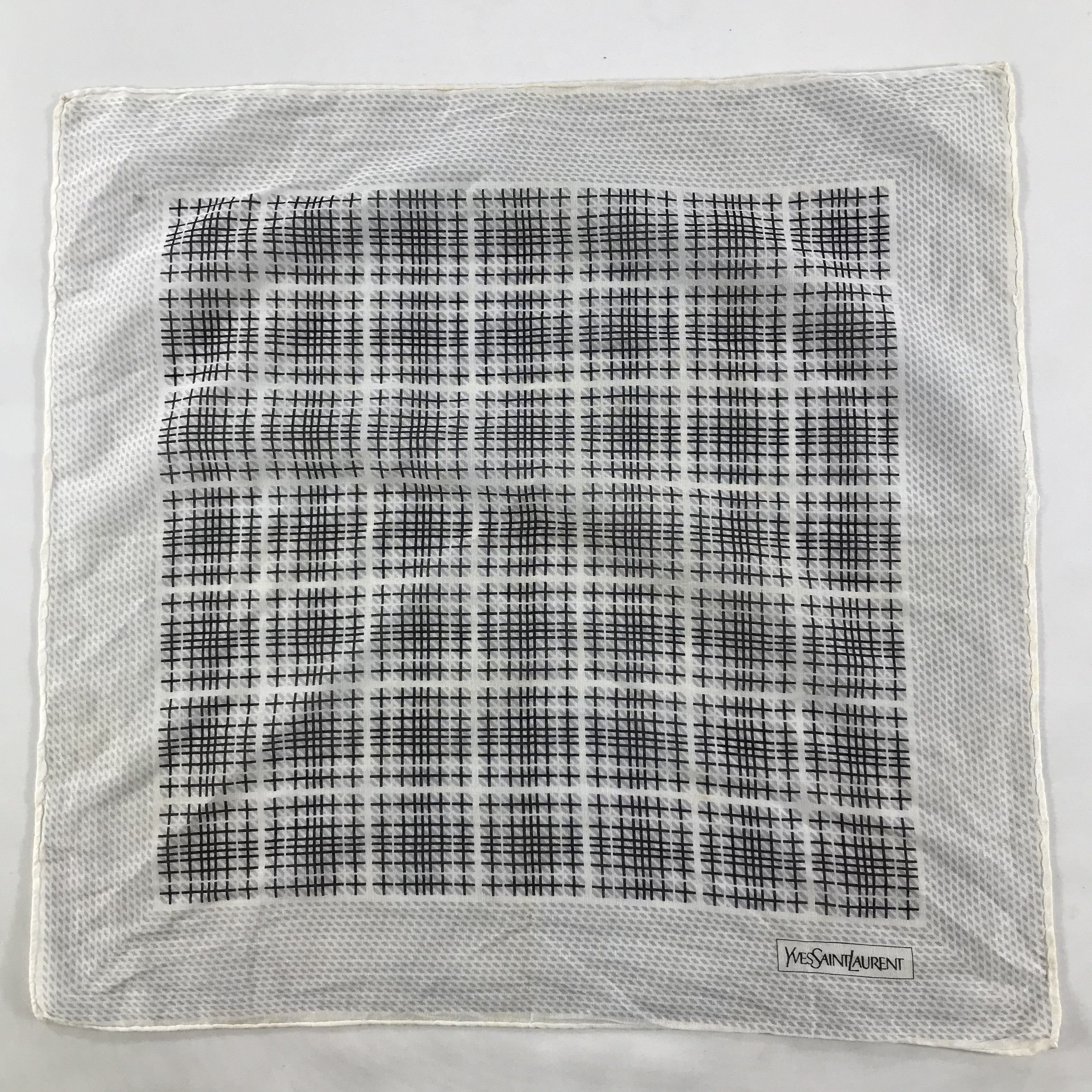 Vintage × Yves Saint Laurent Yves Saint Laurent Bandana /Handkerchief/Neckerchief -S1694 Size ONE SIZE - 1 Thumbnail