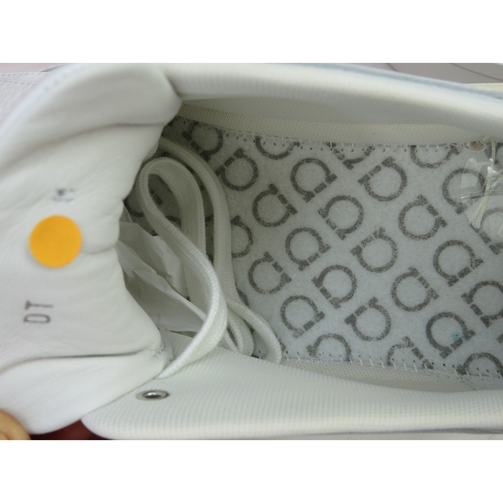 Salvatore Ferragamo FERRAGAMO CASSINA WHITE LEATHER GANCINI LOGO SNEAKERS 10.5 Size US 10.5 / EU 43-44 - 9 Thumbnail