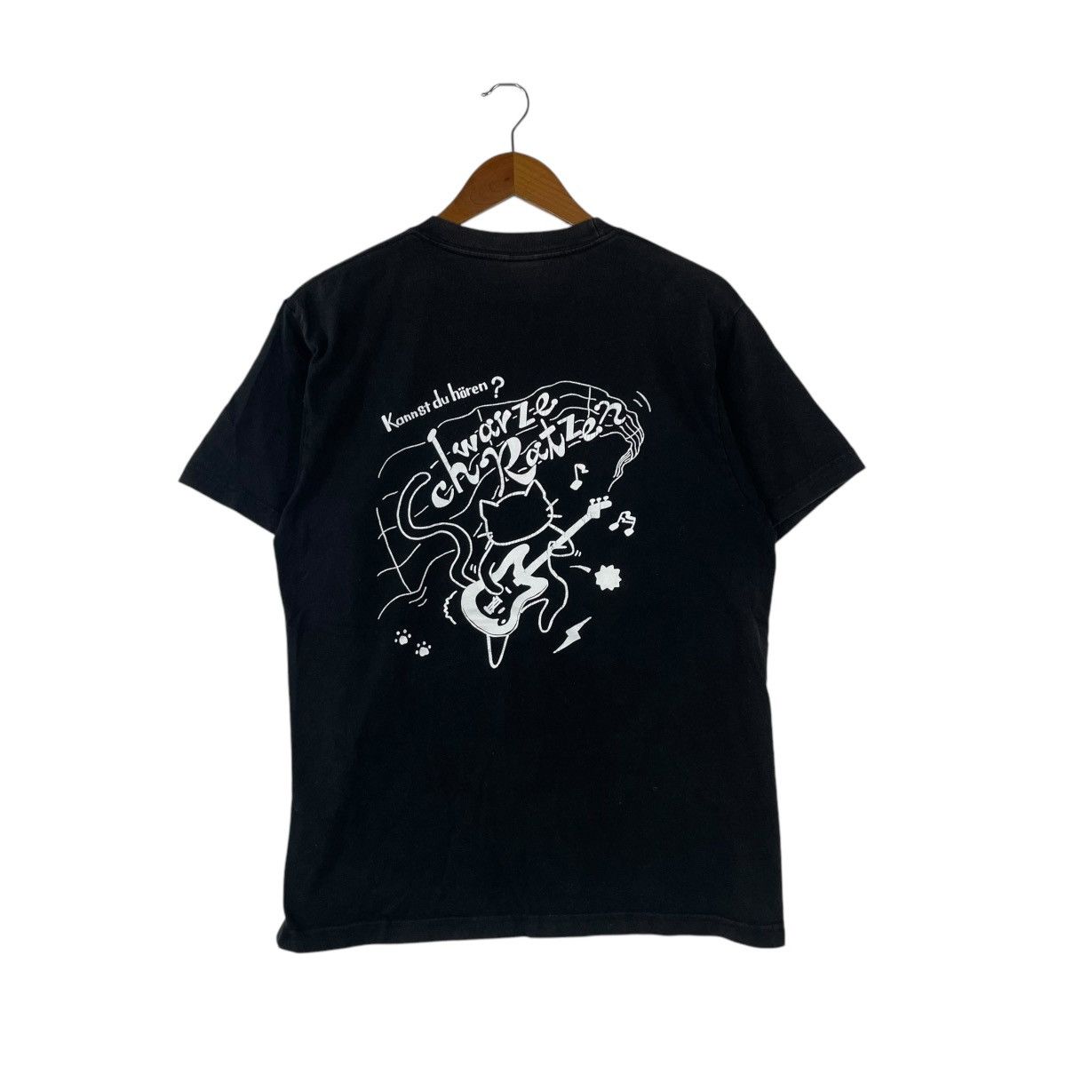 Vintage Vintage Schwarze Ratzen Cat Guitarist Tee Tshirt Size US L / EU 52-54 / 3 - 1 Thumbnail