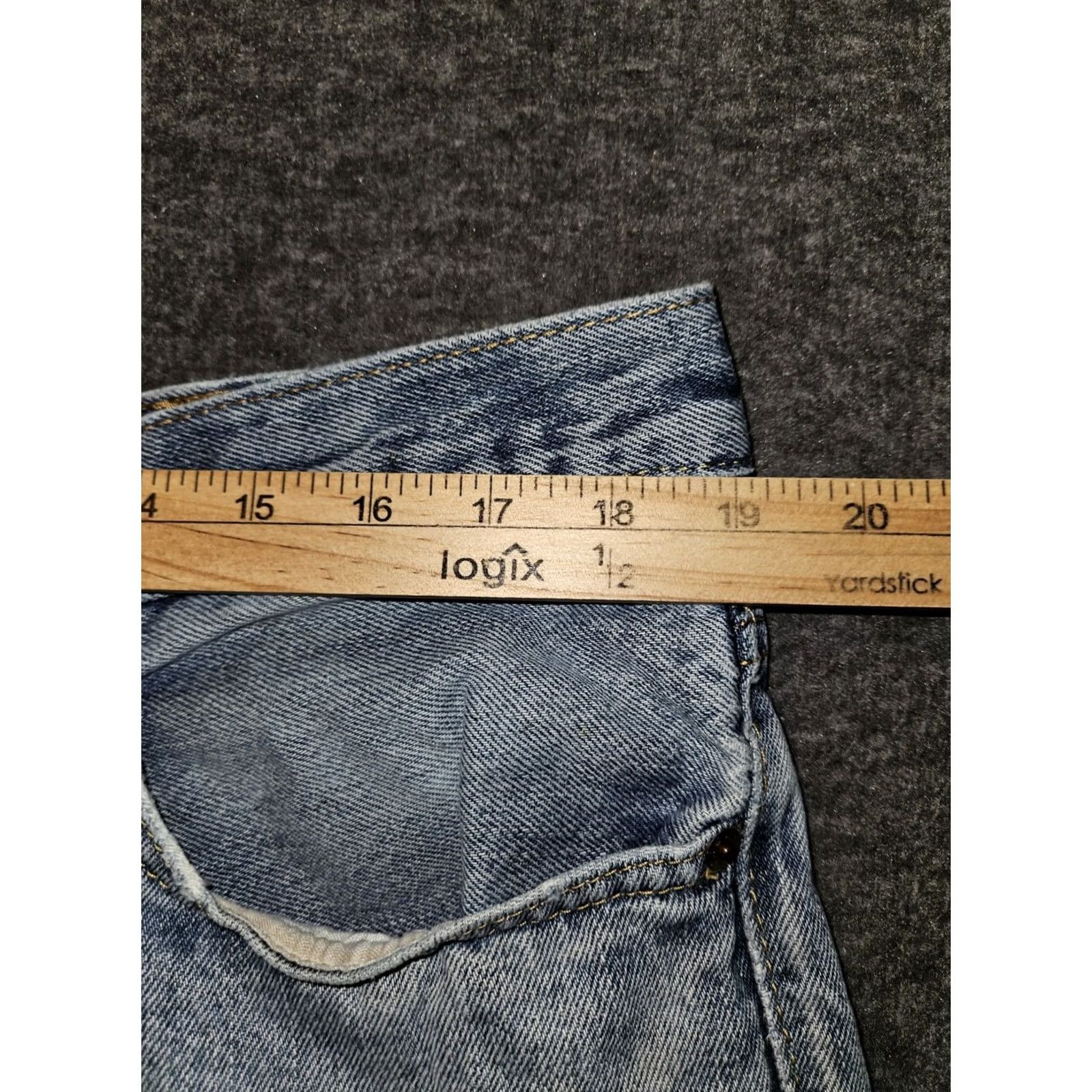 Levi's VINTAGE Levi's 550 Relaxed Fit Jeans Men 38x29.5 Blue Denim Egypt Cotton Y2K Grunge 90s Distressed Pockets 5-Pocket Design Mens Size US 38 / EU 54 - 4 Thumbnail