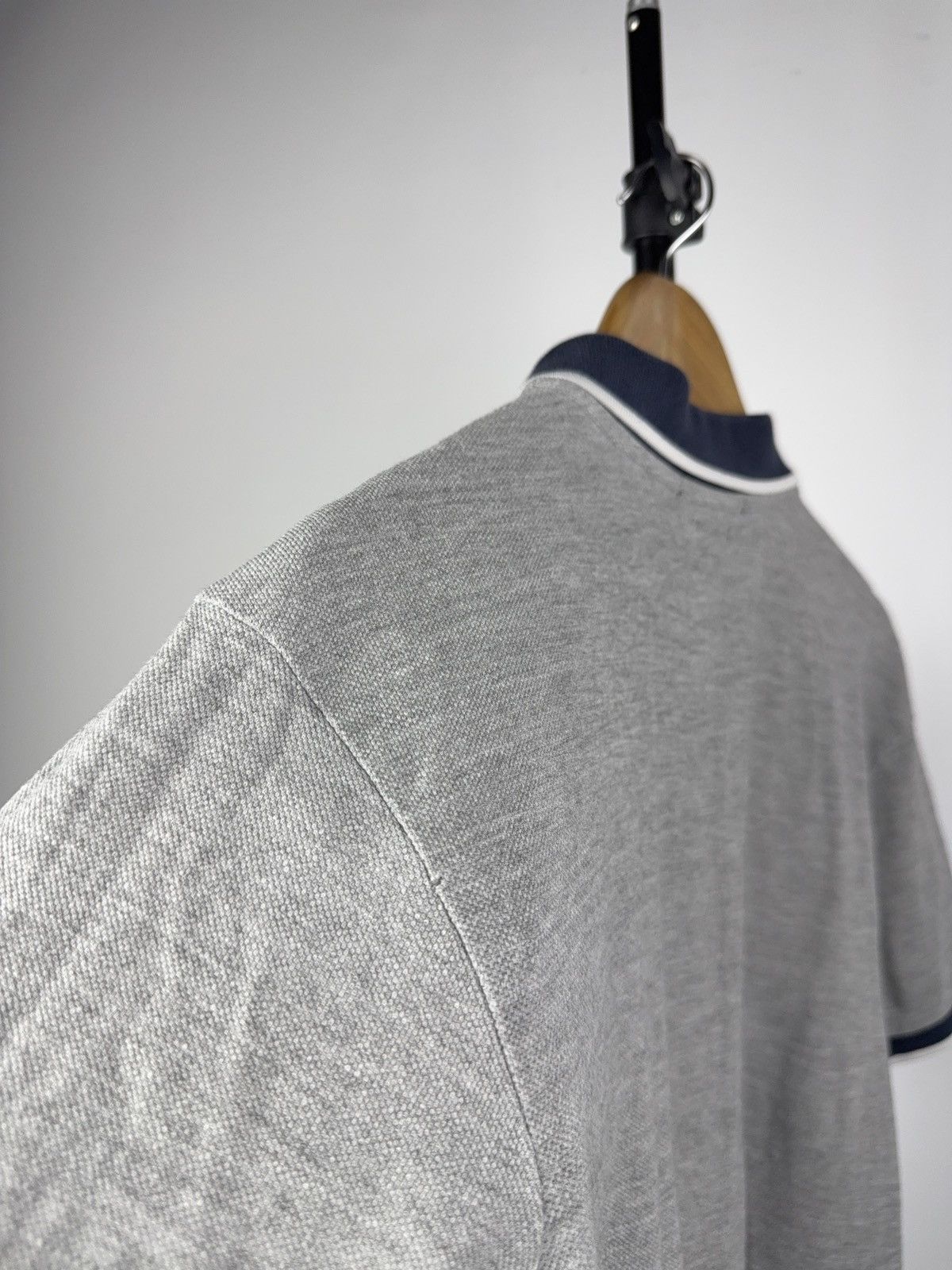 Polo Ralph Lauren Y2K 00s Ralph Lauren Custom Slim Fit Polo Grey Navy Trim L Size US L / EU 52-54 / 3 - 13 Thumbnail