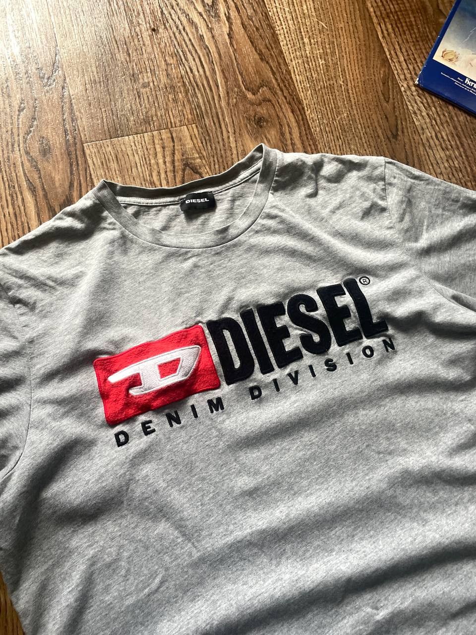 Diesel CRAZY Y2K BIG LOGO vibe diesel t-shirt 90s avant garde Size US M / EU 48-50 / 2 - 5 Thumbnail