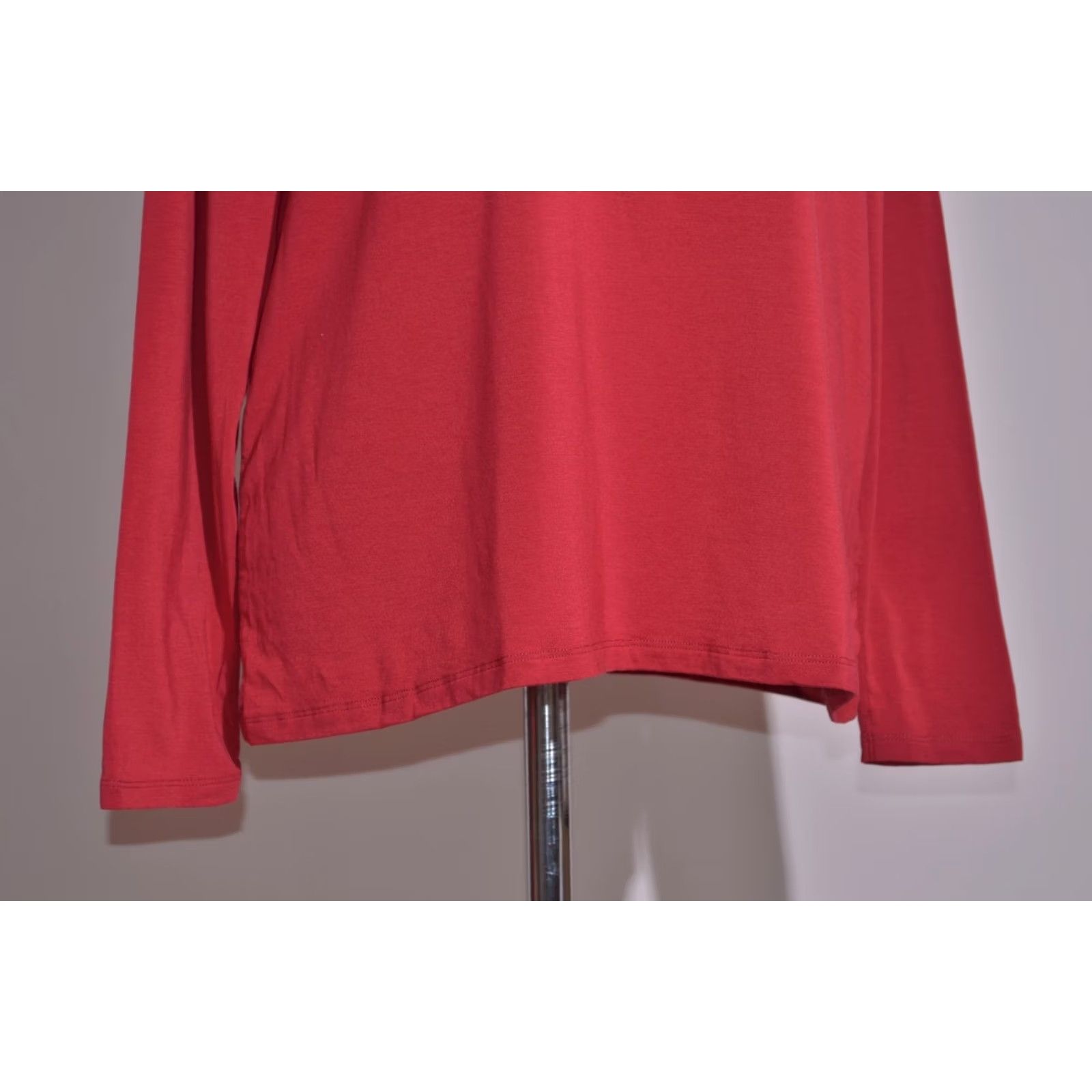 Vintage Gudrun Sjoden Red Long Sleeve Lyocell Stretch Jersey Top L Womens Round Neck Casual Shirt Size L / US 10 / IT 46 - 3 Thumbnail