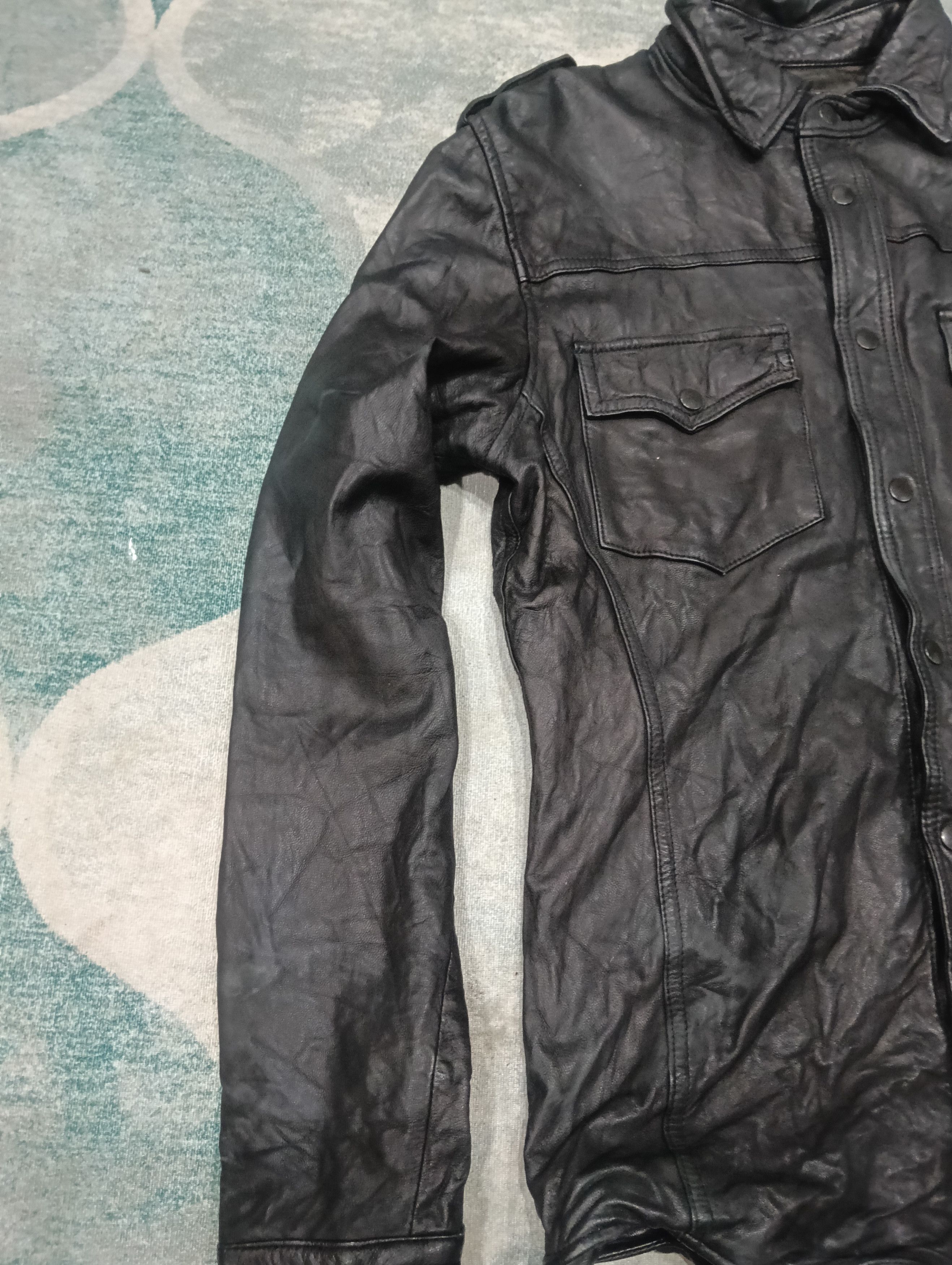 Homme Plisse Issey Miyake × Issey Miyake × Pleats Please Issey Miyake Tete Homme Leather Size US M / EU 48-50 / 2 - 6 Thumbnail