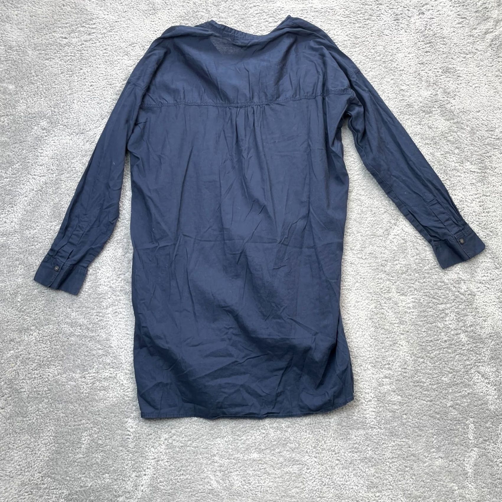 Uniqlo Uniqlo Shirt Dress Womens Large Blue Cotton Embroidered Button Front Side Slit Classic Flower Size L / US 10 / IT 46 - 2 Thumbnail