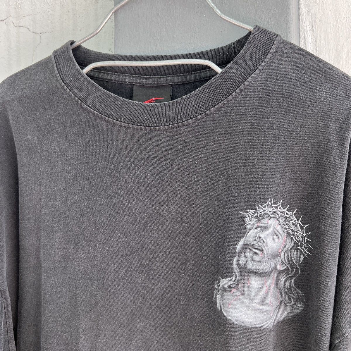 Vintage Vintage Y2K God Jesus Bible Holy Tee 2XL Thrashed Sun Faded Size US XXL / EU 58 / 5 - 6 Thumbnail