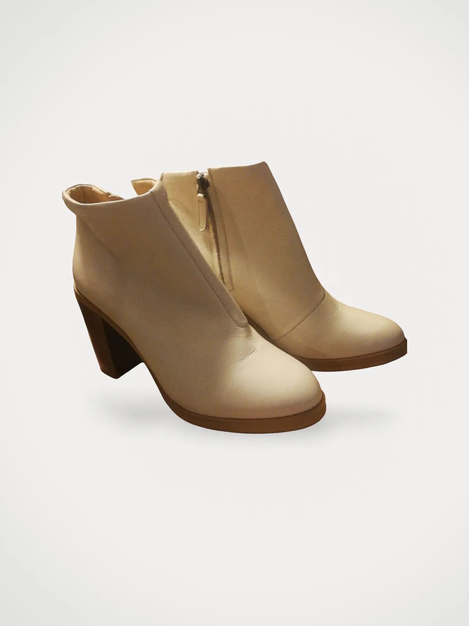 Royal RepubliQ Royal RepubliQ Heels Size US 10 / IT 40 - 1 Thumbnail