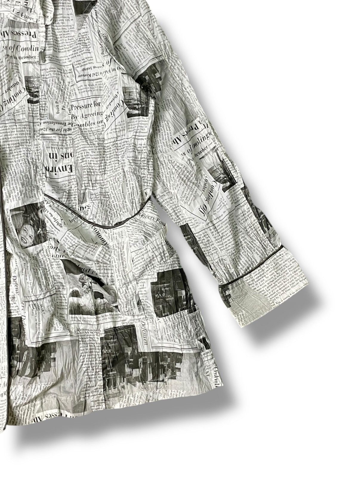 Designer × Japanese Brand × Vintage Ellaputa x Japanese Newspaper Patterned Jacket(42) Size US S / EU 44-46 / 1 - 4 Thumbnail