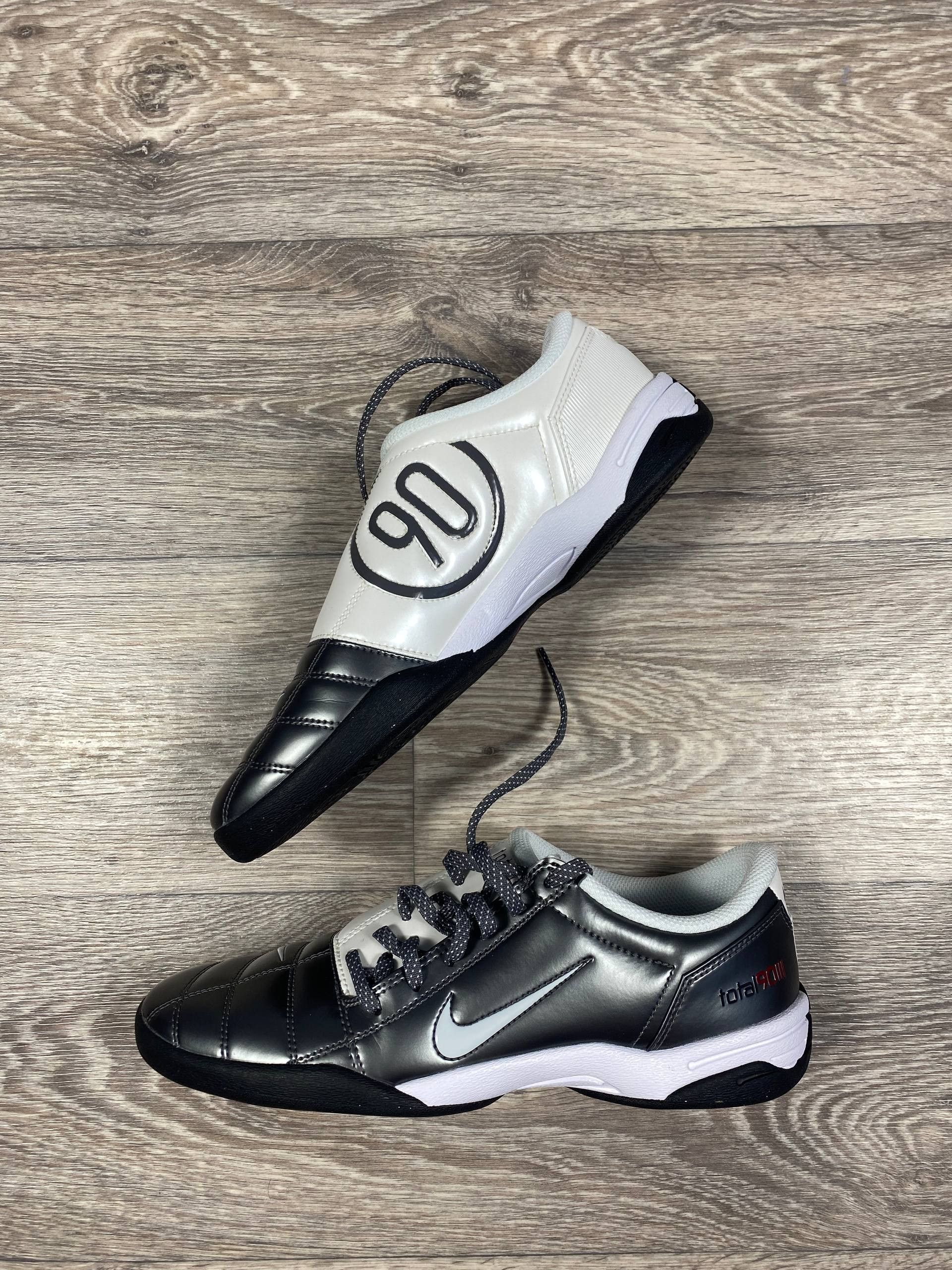Nike Nike Total 90 Indoor Silver Athletic Shoe US 9 HQ2851-001 Size US 9 / EU 42 - 3 Thumbnail