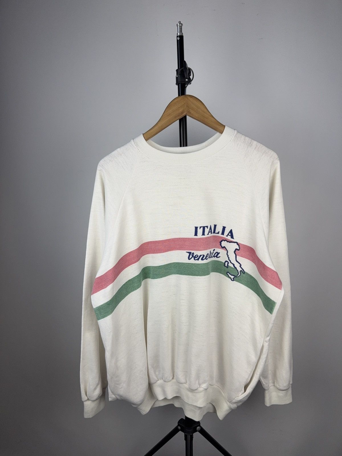 Vintage Vintage Retro 80s Italia Venezia Sweatshirt Made in Italy Size US L / EU 52-54 / 3 - 1 Thumbnail