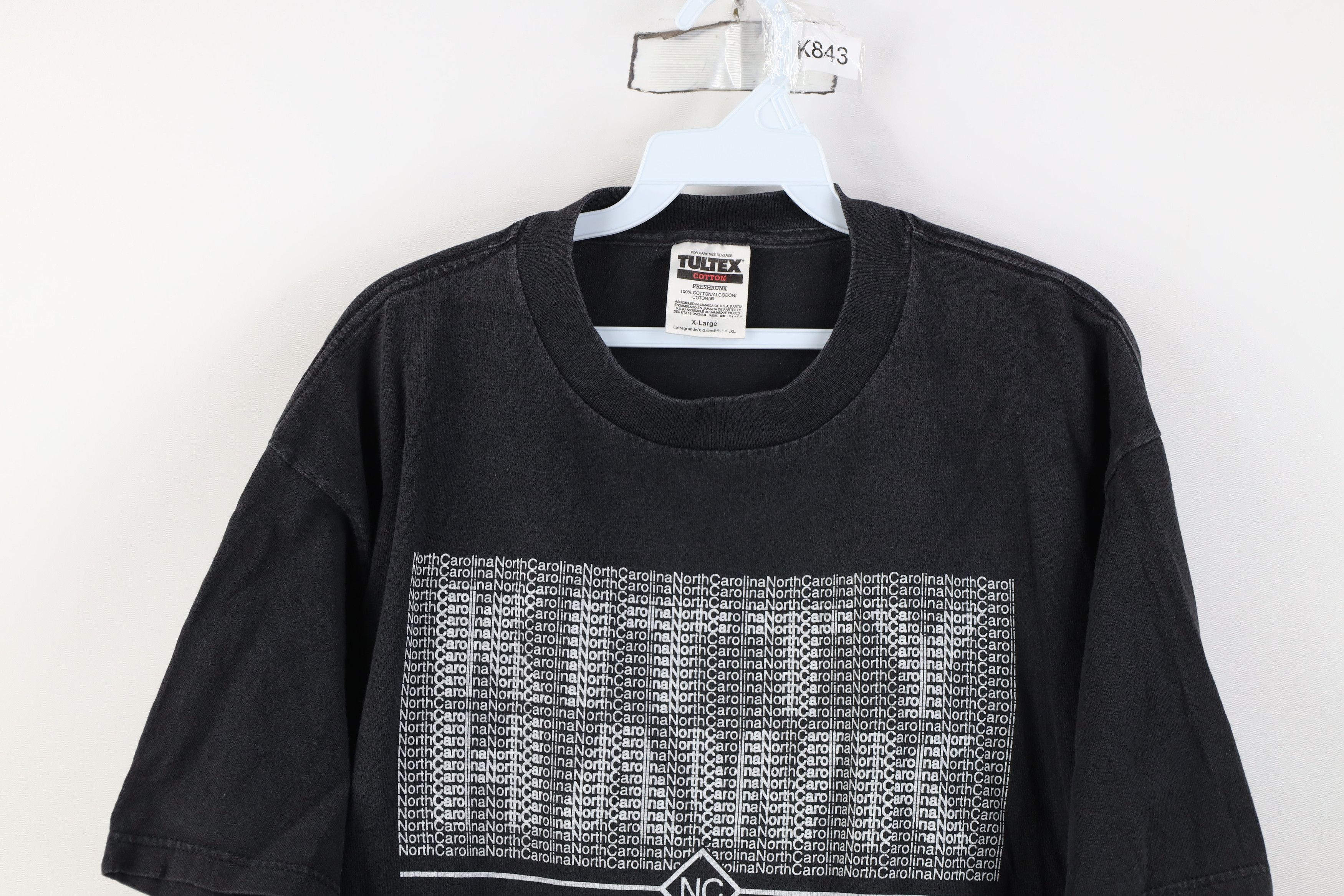 Vintage Vintage 90s Streetwear Kitty Hawk North Carolina T-Shirt Size US XL / EU 56 / 4 - 2 Thumbnail