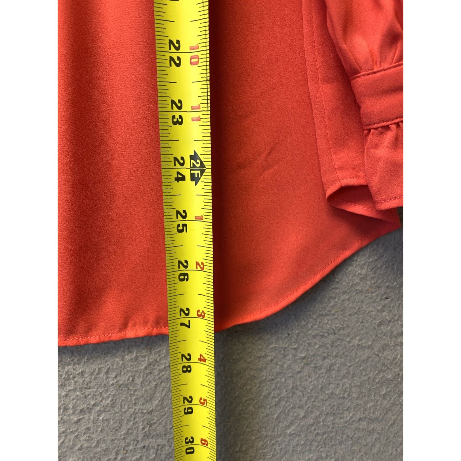 Ann Taylor Ann Taylor LOFT Button-Up Shirt Blouse Women's Coral L Size Button Up Collared Classic/Fitted Sleeve Long Sleeve Polyester Solid Size L / US 10 / IT 46 - 5 Thumbnail