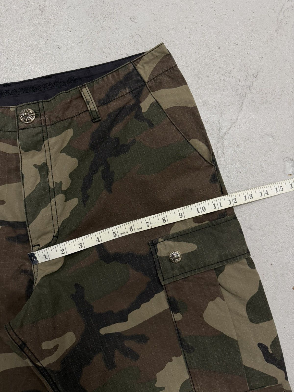 Chrome Hearts Chrome Hearts Leather Cross Patch Ripstop Camo Cargos W36 Size US 36 / EU 52 - 24 Thumbnail