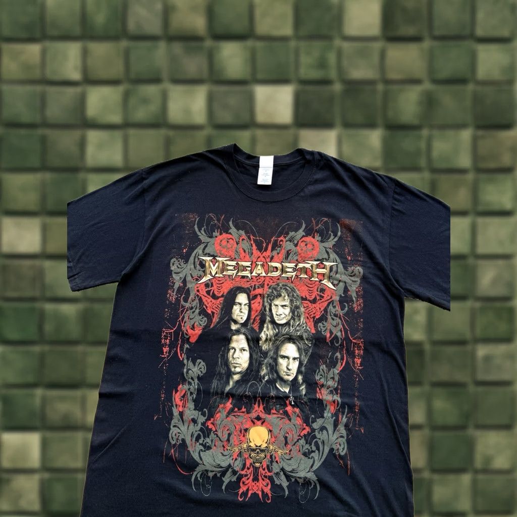 Vintage VINTAGE Megadeth T-Shirt Rock Band Tees Cotton Black Sz L Shirt Mens 2000s 2011 MEGADETH TOUR Graphic Print Size L Size US L / EU 52-54 / 3 - 1 Thumbnail
