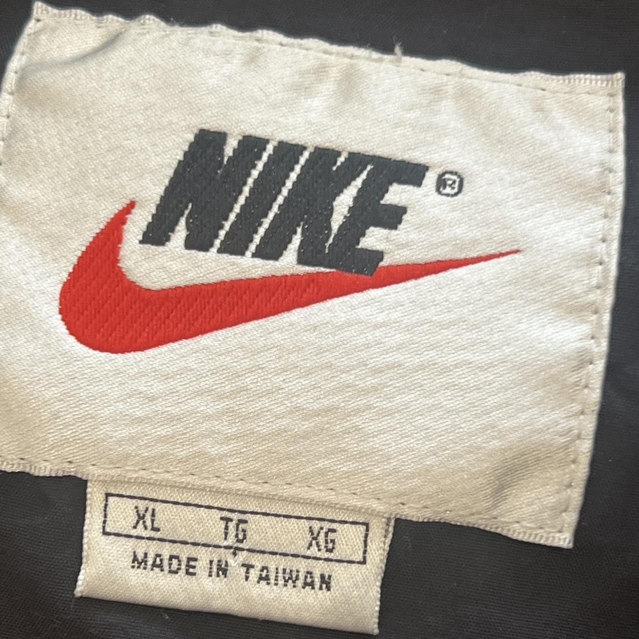 Nike × Vintage Vintage 90s Nike 1/2 Half Button Pullover Windbreaker Jacket Size US XL / EU 56 / 4 - 2 Thumbnail