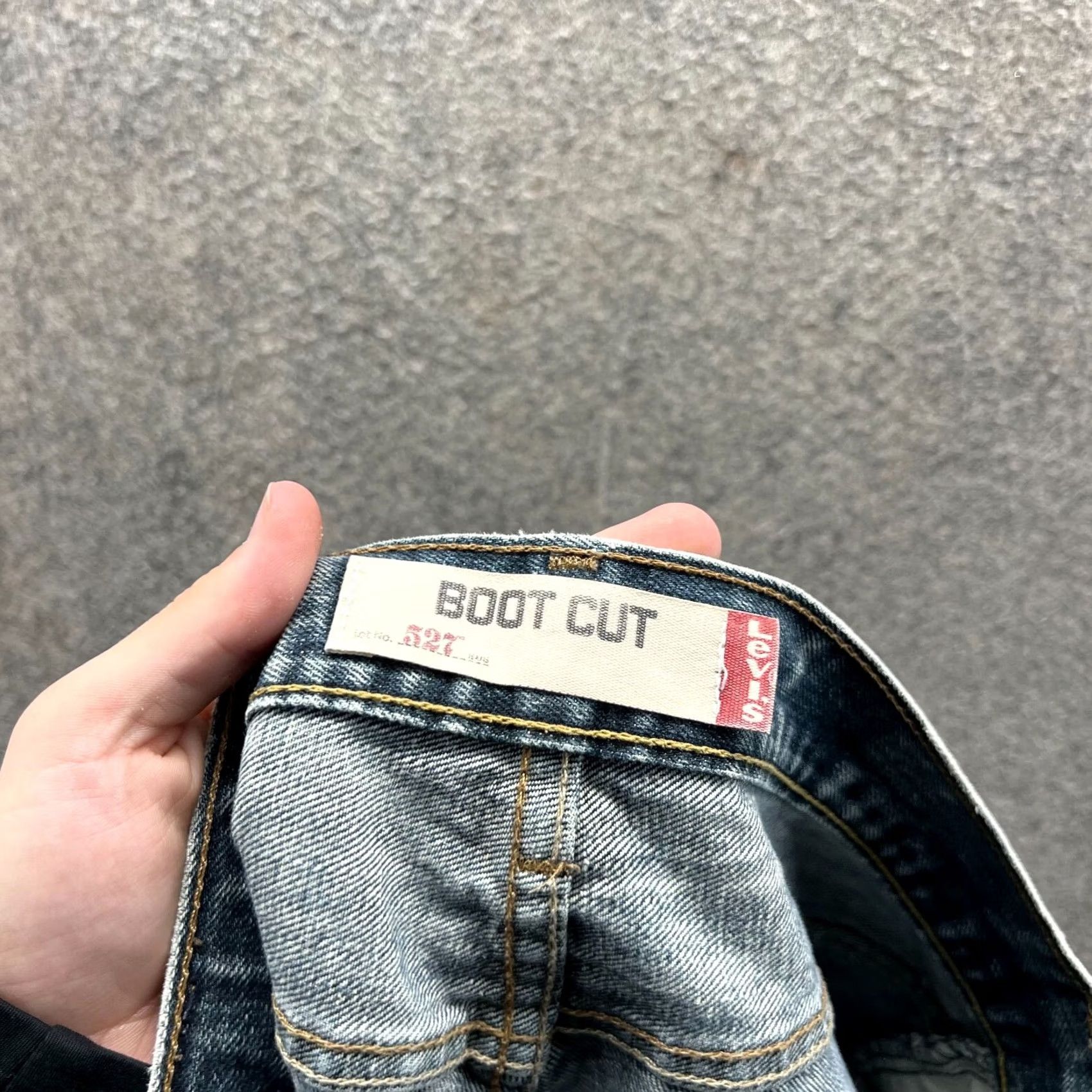 Levi's Levi's 527 Jeans Shorts Mens 32 Blue Denim Washed Bootcut Cotton Vintage Jorts Bermuda Casual 6 Inseam Regular 32x34-Blue Mens Shorts Size US 32 / EU 48 - 3 Thumbnail