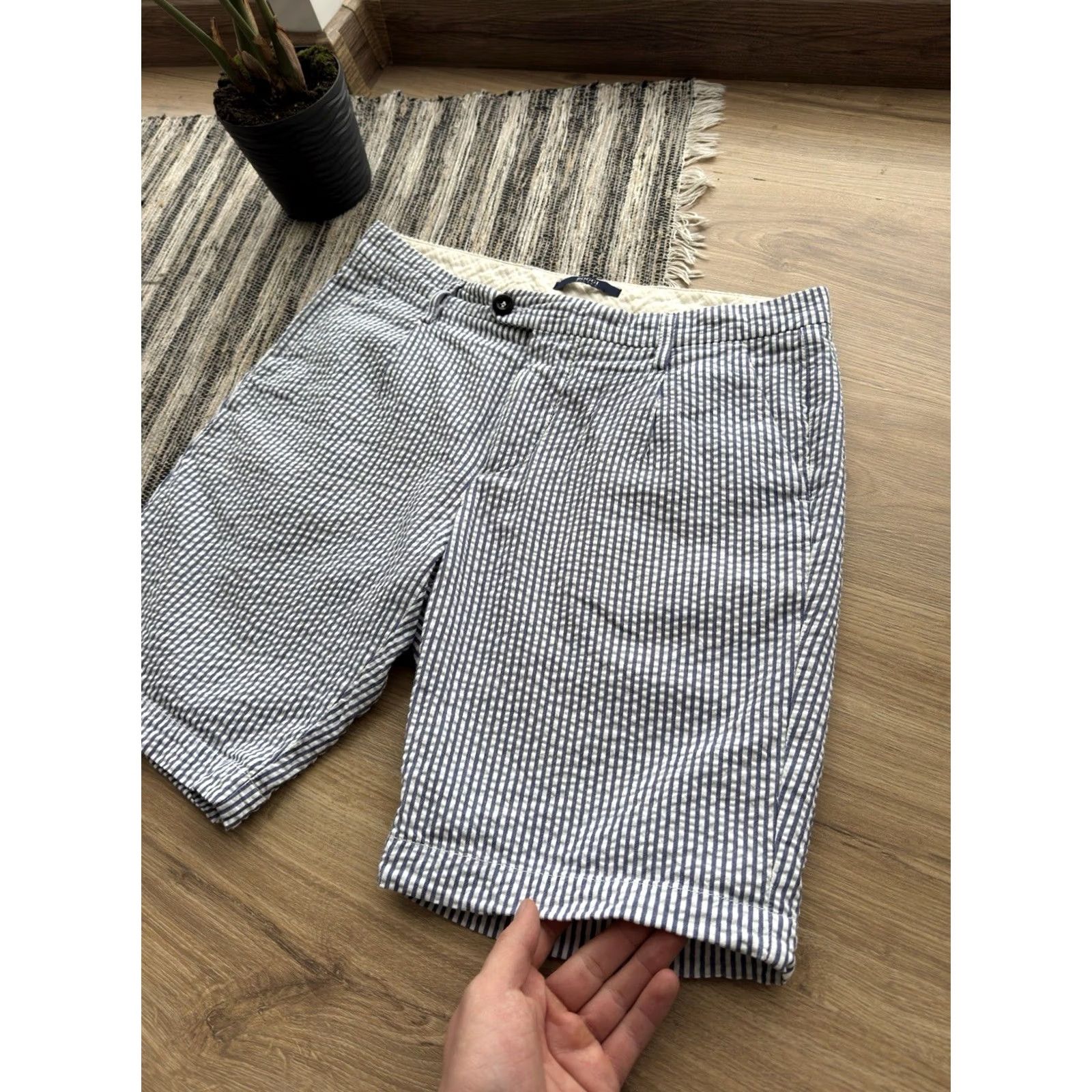 Vintage Boggi Milano Stripped Luxury White/Blue Chino Shorts Size M 46 Men Size US 31 - 2 Thumbnail