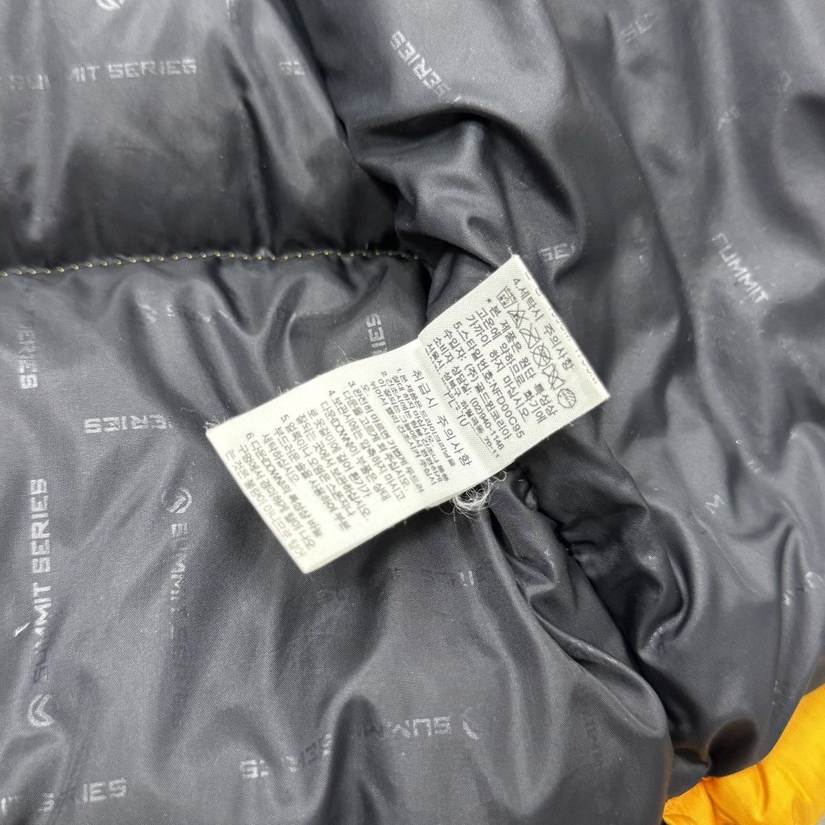 The North Face The North Face Summit Series Windstopper Baltoro Down Jacket Size L / US 10 / IT 46 - 19 Thumbnail