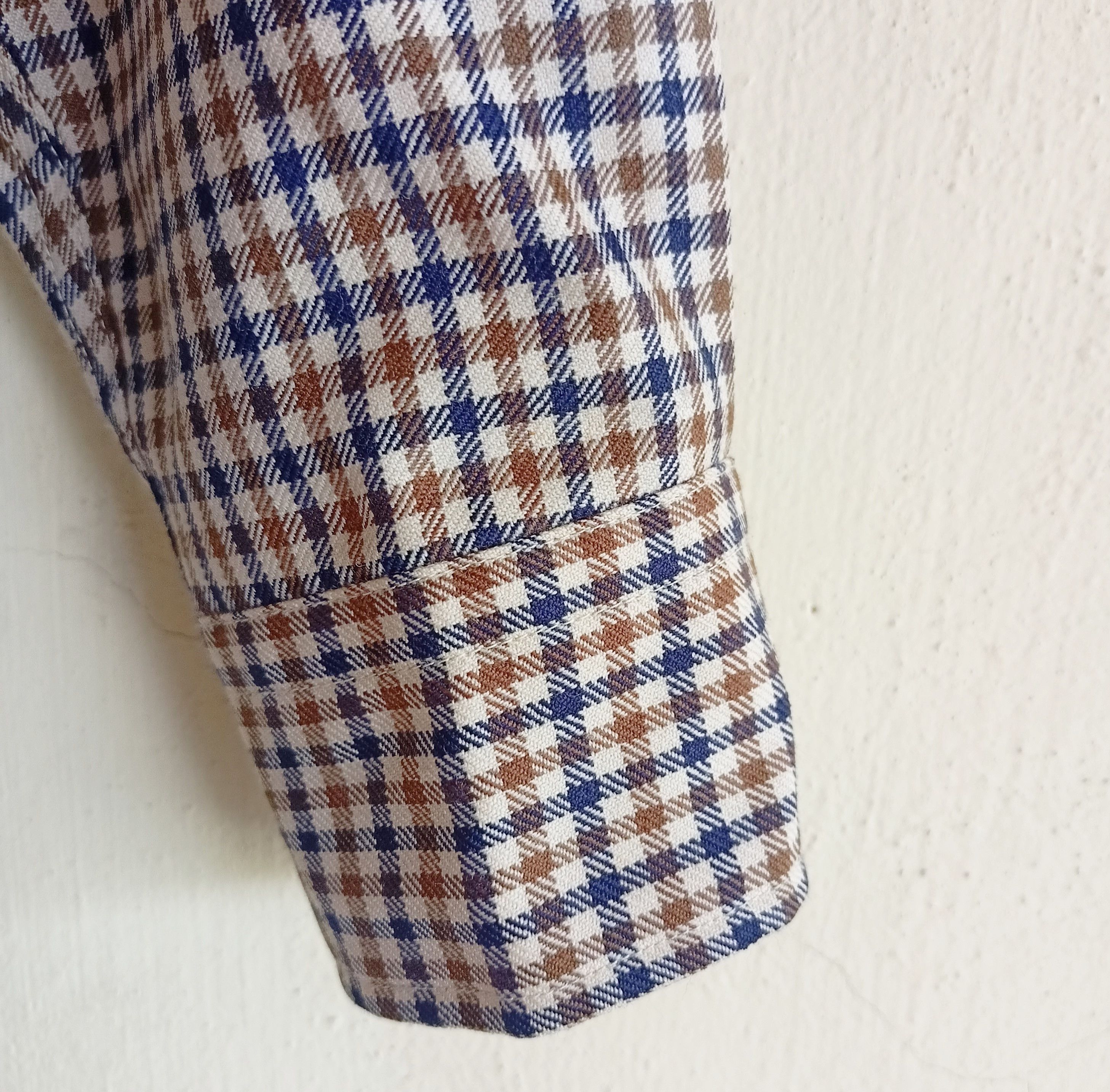 Aquascutum × Vintage Signature Gingham Plaid Wool Shirt Size US L / EU 52-54 / 3 - 6 Thumbnail