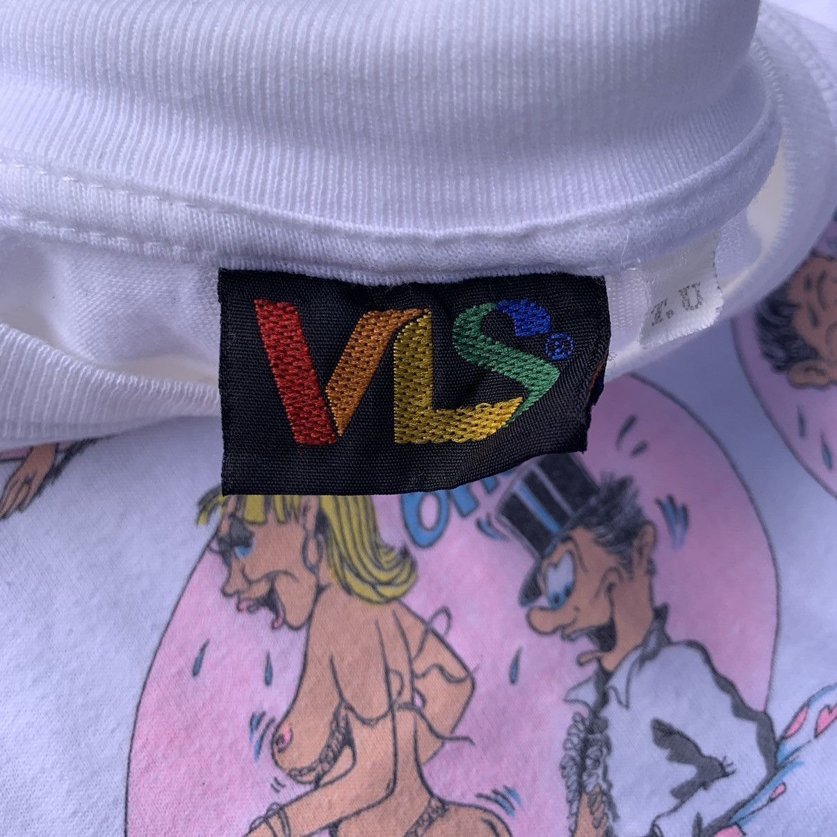 Vintage Vintage 90s Adult Humor Cartoon Graphic Porn Tee Size US XL / EU 56 / 4 - 13 Thumbnail
