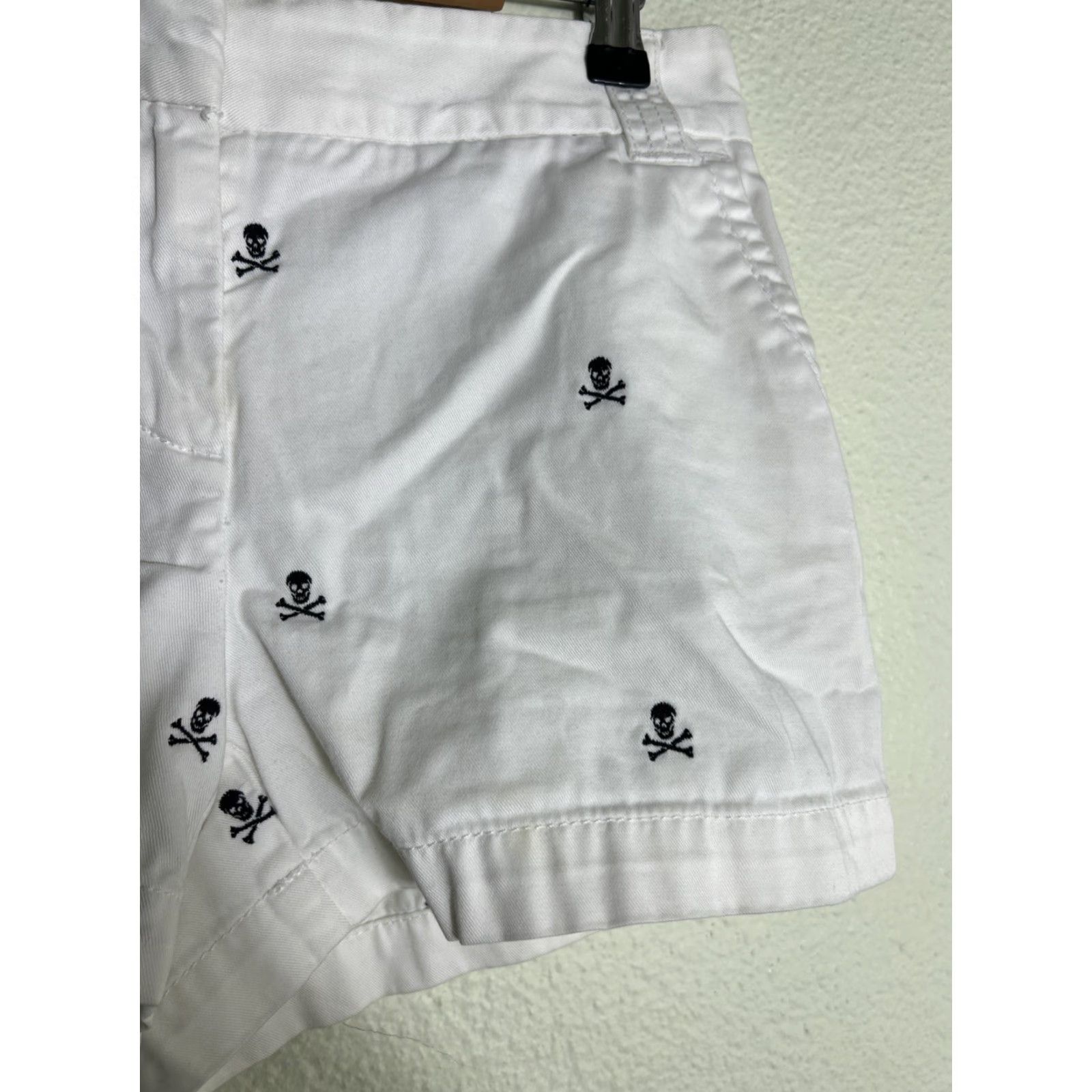 J.Crew J.CREW Shorts Womens Size 2 City Fit Chino White & Black Skull Crossbones 100% Cotton Mens Womens Size 26" / US 2 / IT 38 - 4 Thumbnail