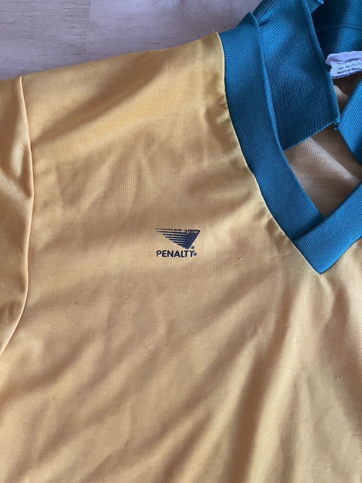 Penalty Incredibly Rare 1985 Brazil Home Football Shirt (M) Size US M / EU 48-50 / 2 - 12 Thumbnail