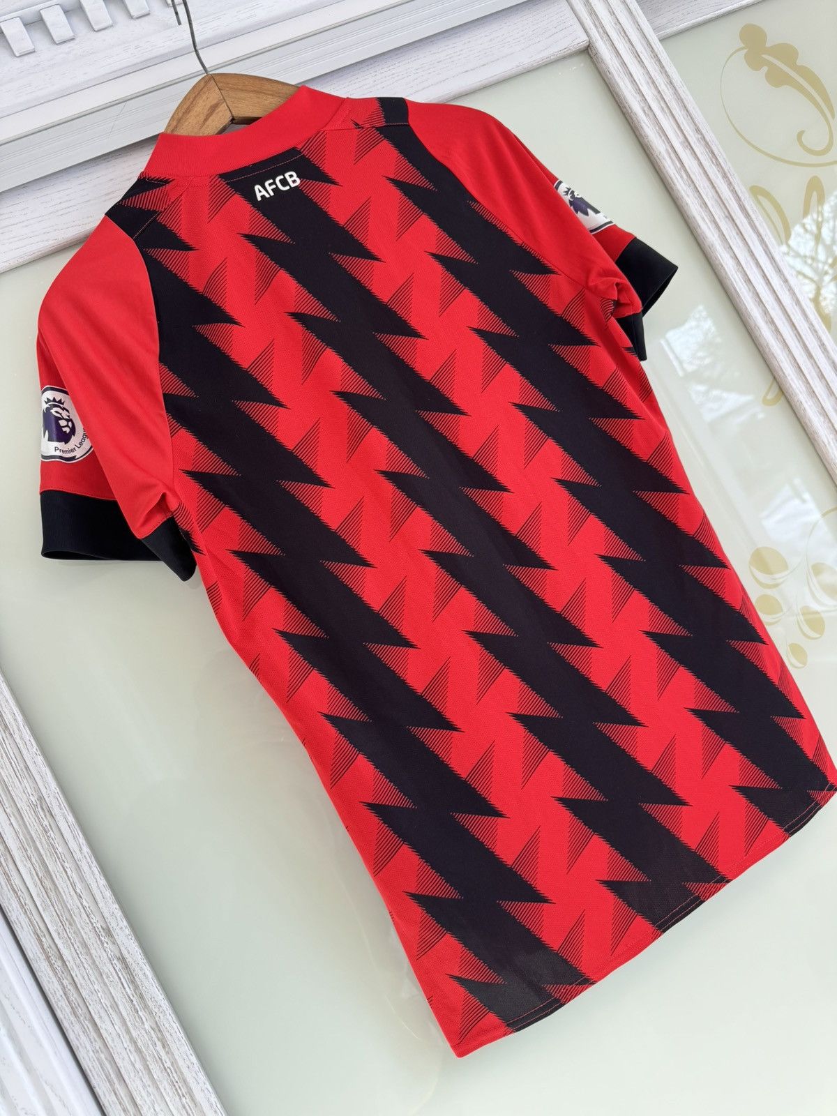 Umbro Bournemouth 2022-2023 Home Soccer Jersey Football Shirt Kit Size US S / EU 44-46 / 1 - 11 Thumbnail