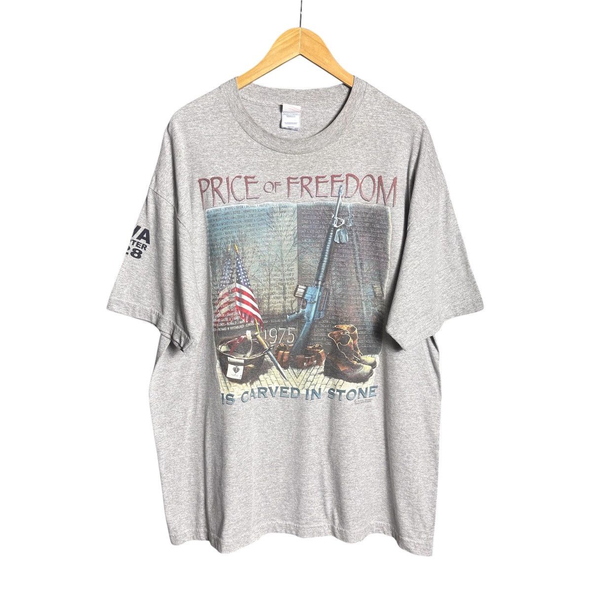 Vintage Vintage USA Military Price Of Freedom Graphic T-Shirt Size US XL / EU 56 / 4 - 1 Thumbnail