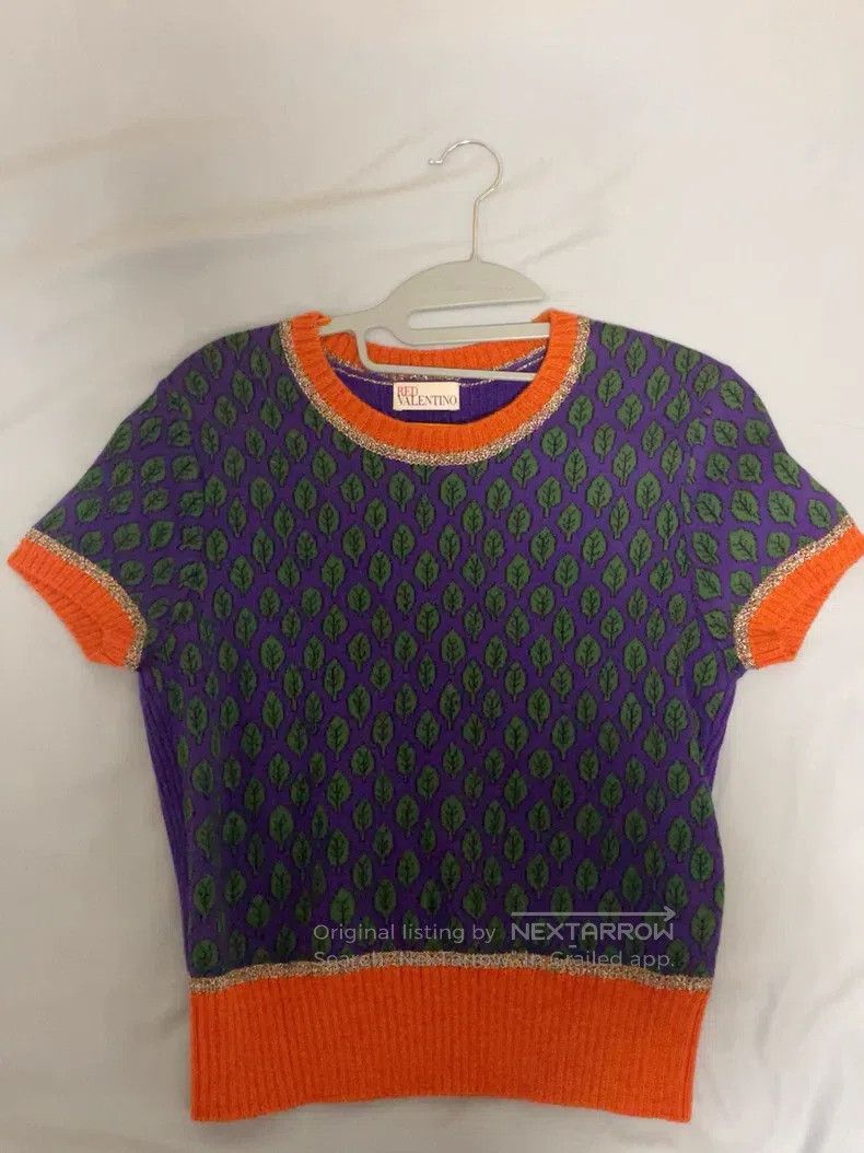 Valentino Valentino Sweater with half sleeves Size M / US 6-8 / IT 42-44 - 1 Thumbnail
