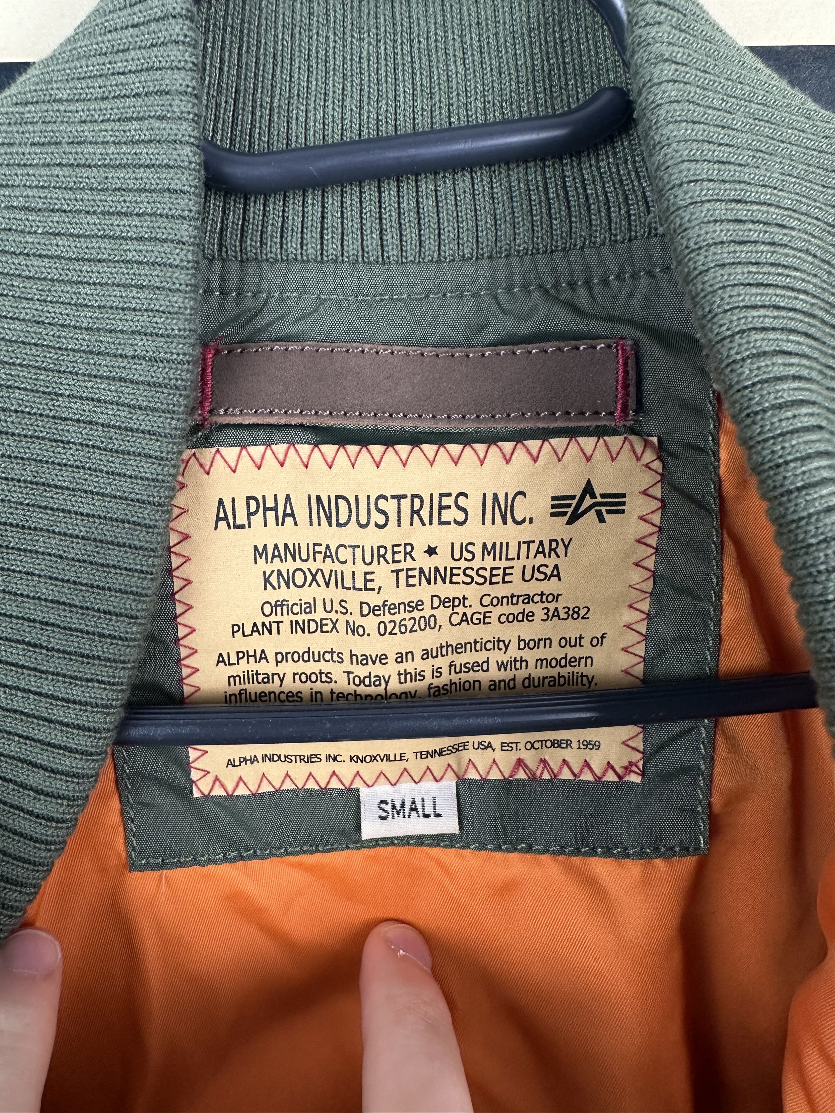 Alpha Industries Alpha Industries Mens Green Bomber Jacket Rare Size US S / EU 44-46 / 1 - 9 Thumbnail