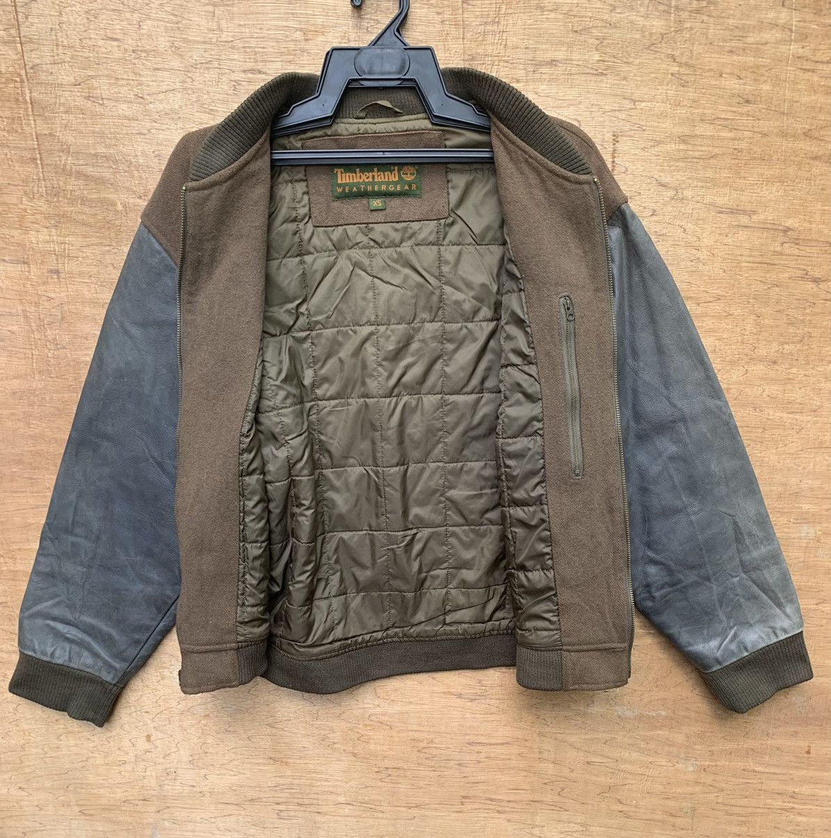 Leather Rare.. Timberland Weathergear Leather Sleeve Varsity Jacket Size US L / EU 52-54 / 3 - 19 Thumbnail
