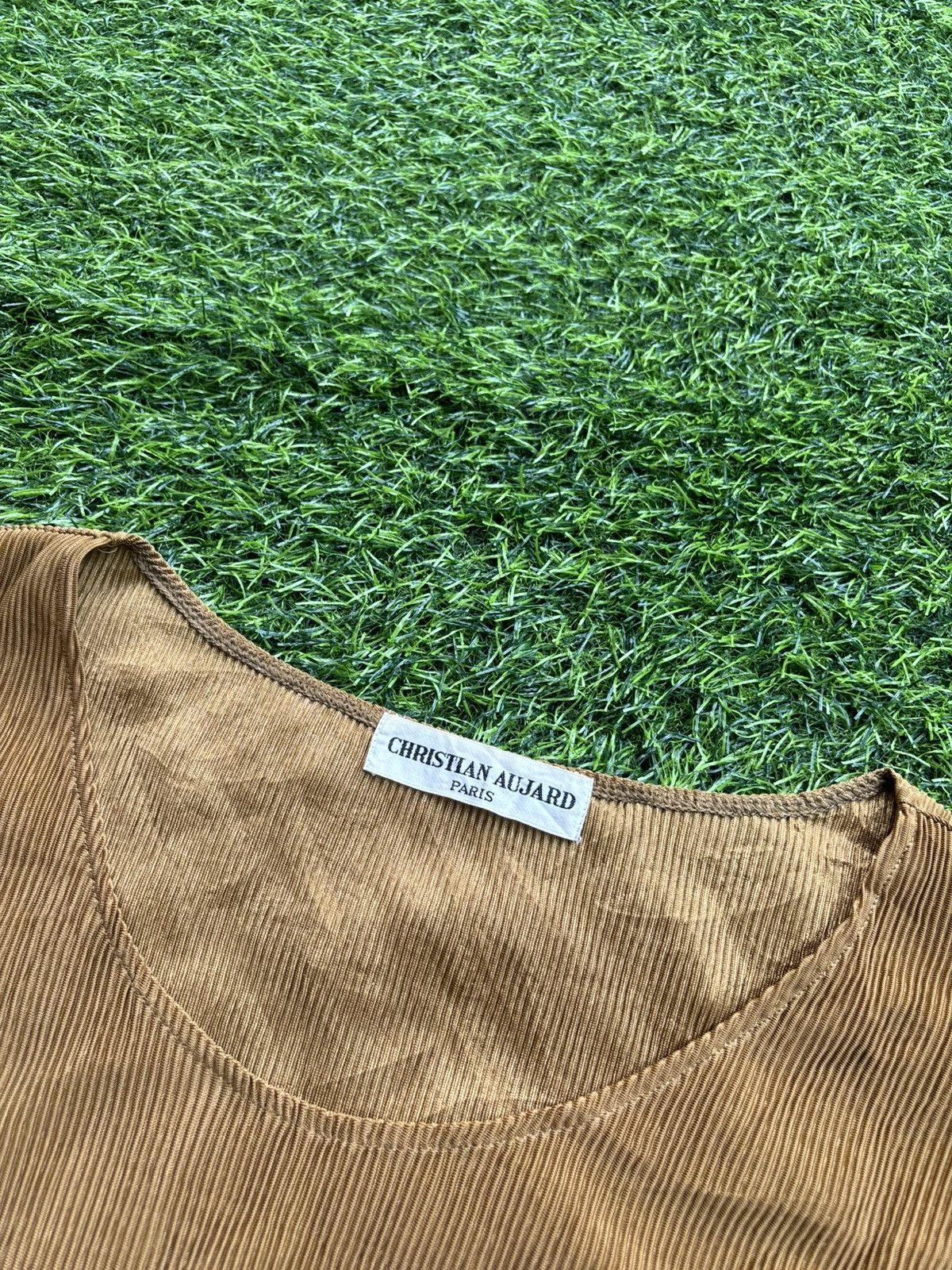 Pleats Please Issey Miyake Christian Aujard Paris Pleats Please Style Tank top Size ONE SIZE - 4 Thumbnail