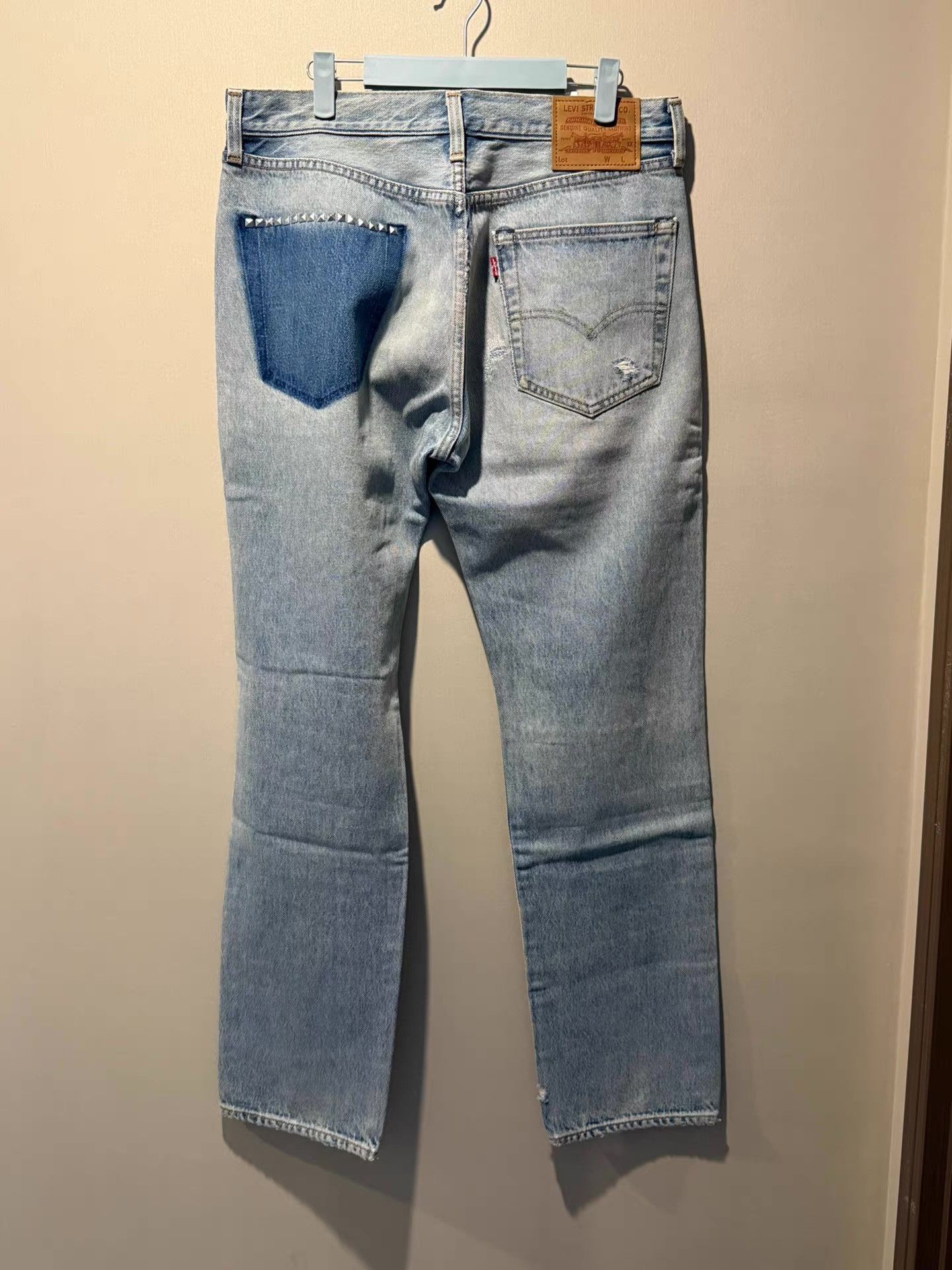 Levi's Levi’s studded distressed jeans Ｑ20 Size US 34 / EU 50 - 4 Thumbnail