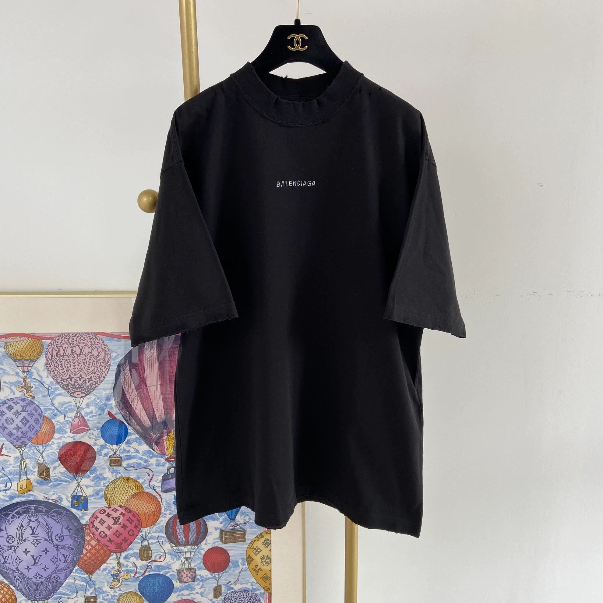 Balenciaga Balenciaga Crystal Logo Black S Tee tags 0681 Size US S / EU 44-46 / 1 - 1 Thumbnail