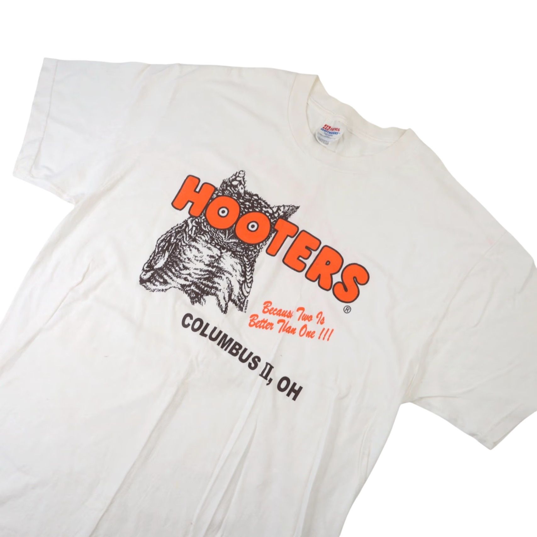 Vintage VINTAGE Hooters Restaurant Mens Large Graphic T Shirt White Size US L / EU 52-54 / 3 - 2 Thumbnail