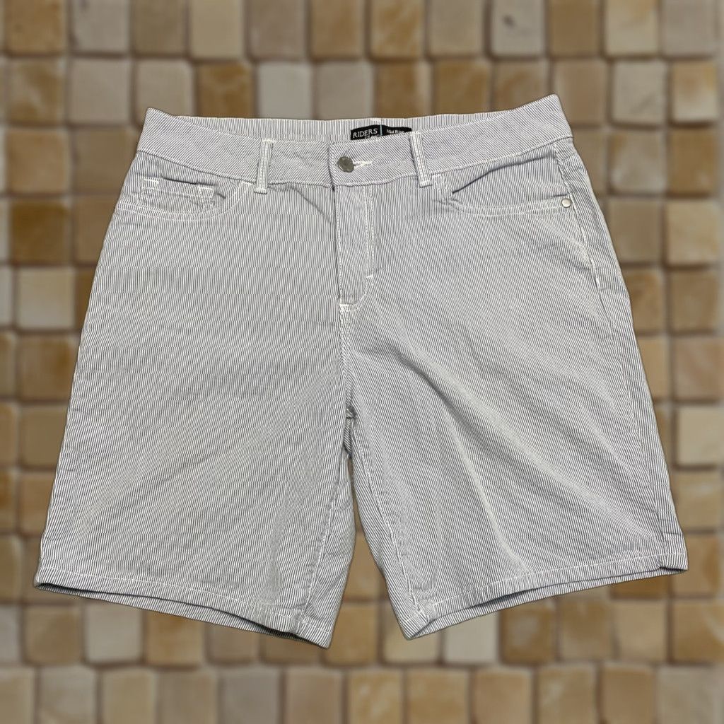 Lee Riders By Lee Striped Navy/White Shorts Size 12M Chino Women Medium? Size 34" / US 12 / IT 48 - 1 Thumbnail