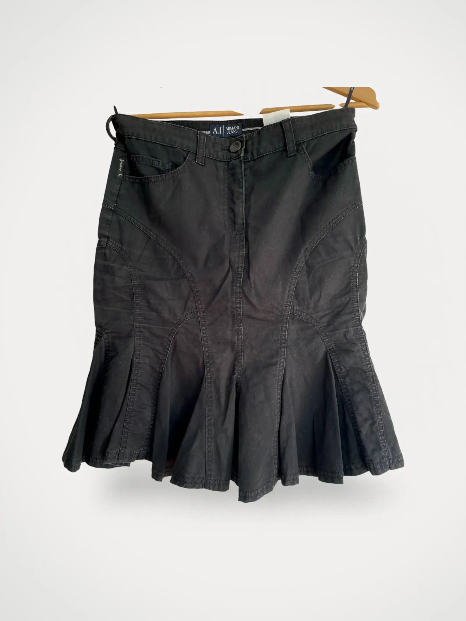 Armani Armani jeans Skirt Size 30" / US 8 / IT 44 - 1 Thumbnail
